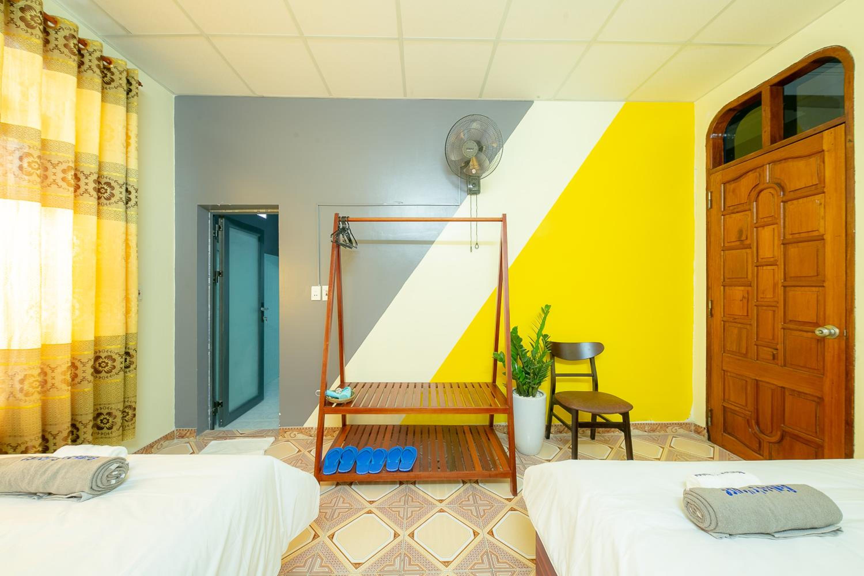 Triple Room with Private Bathroom