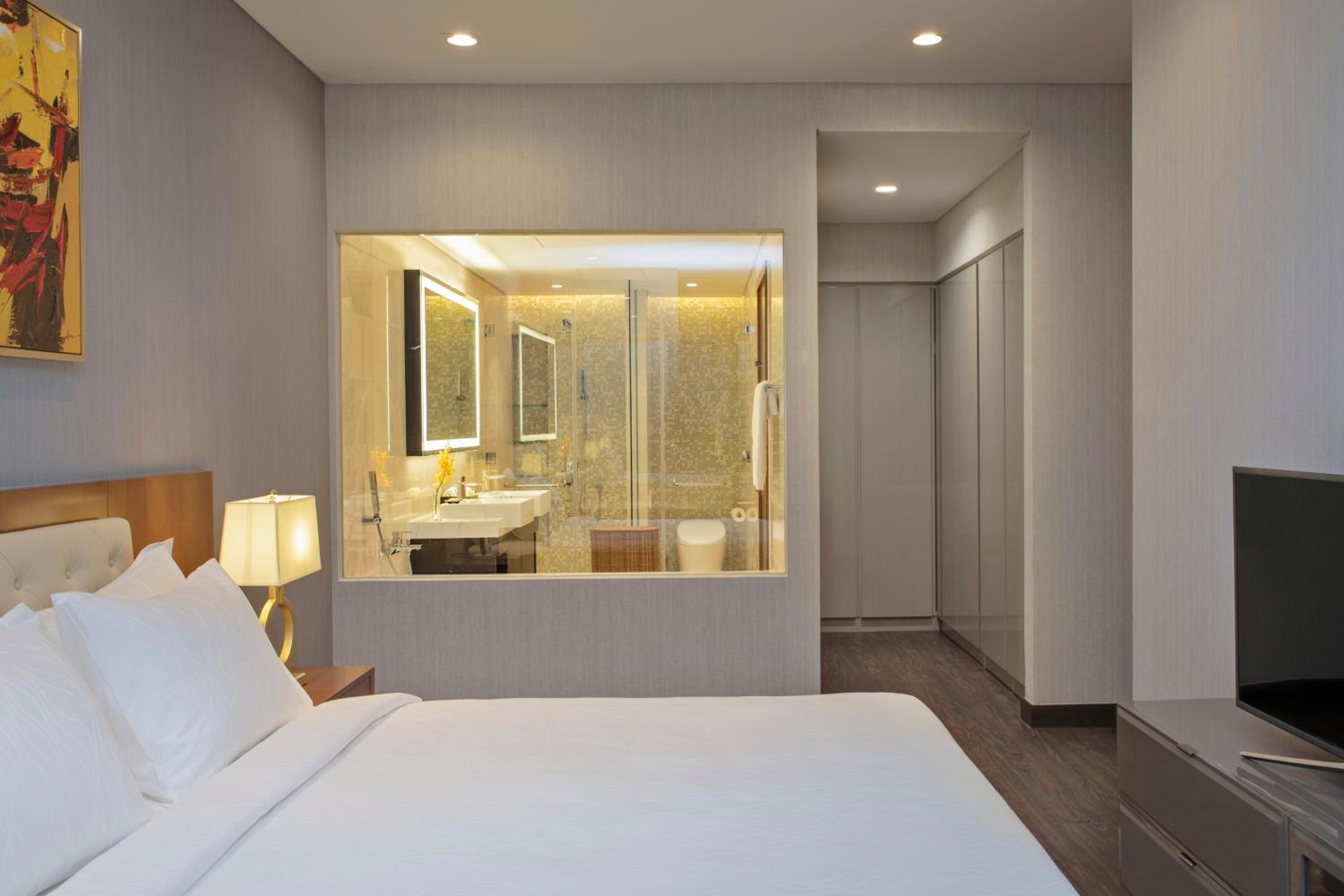 Grand Two Bedroom with one-time Complimentary Mini-bar photo 2