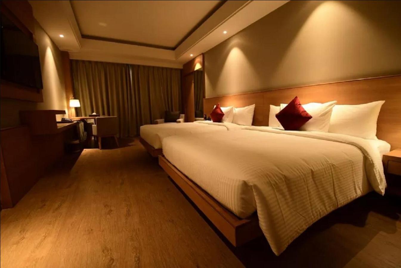 Deluxe Double or Twin Room Deluxe Double or Twin Room