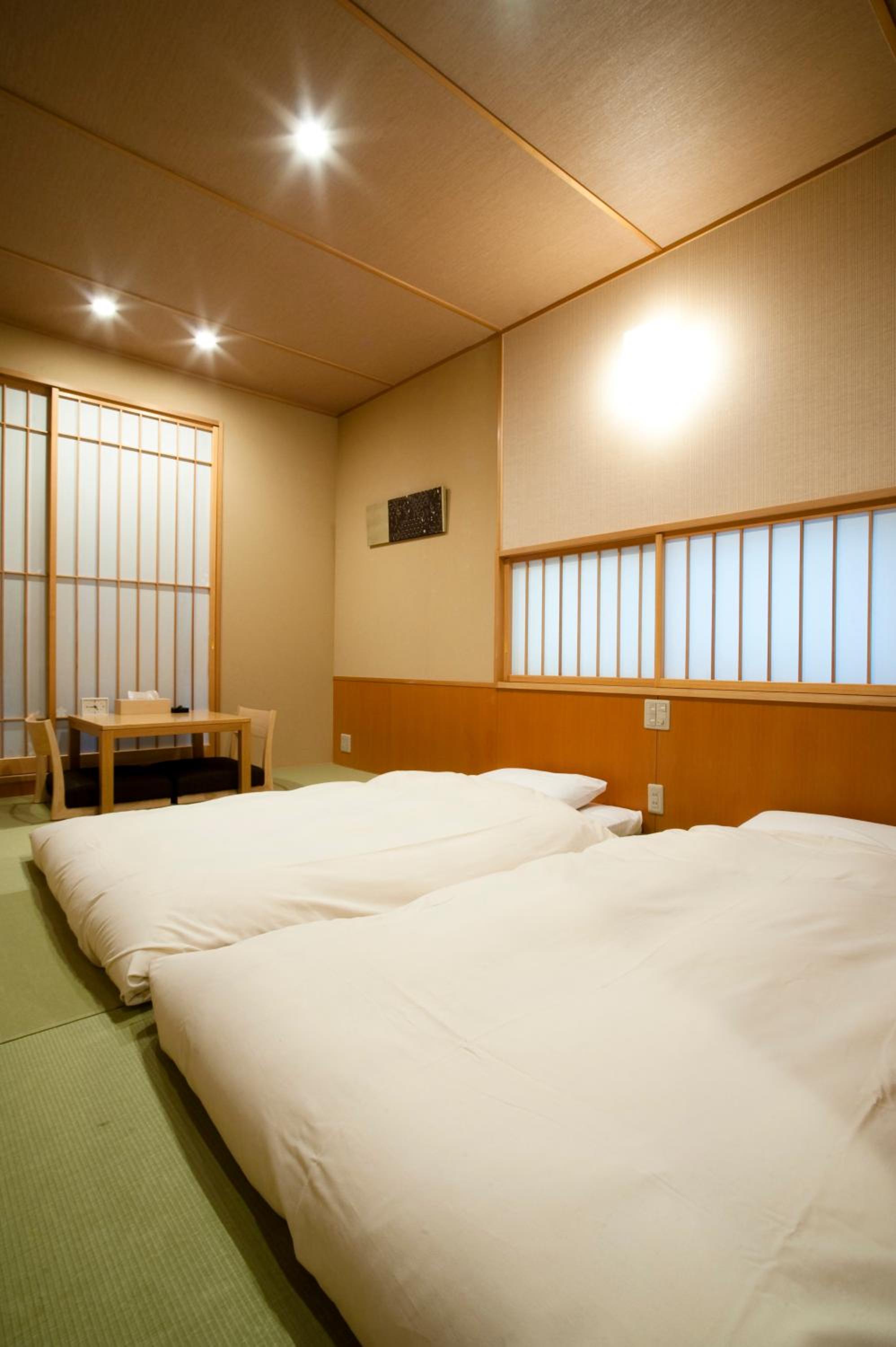 Japanese-Style Room - Smoking photo 2