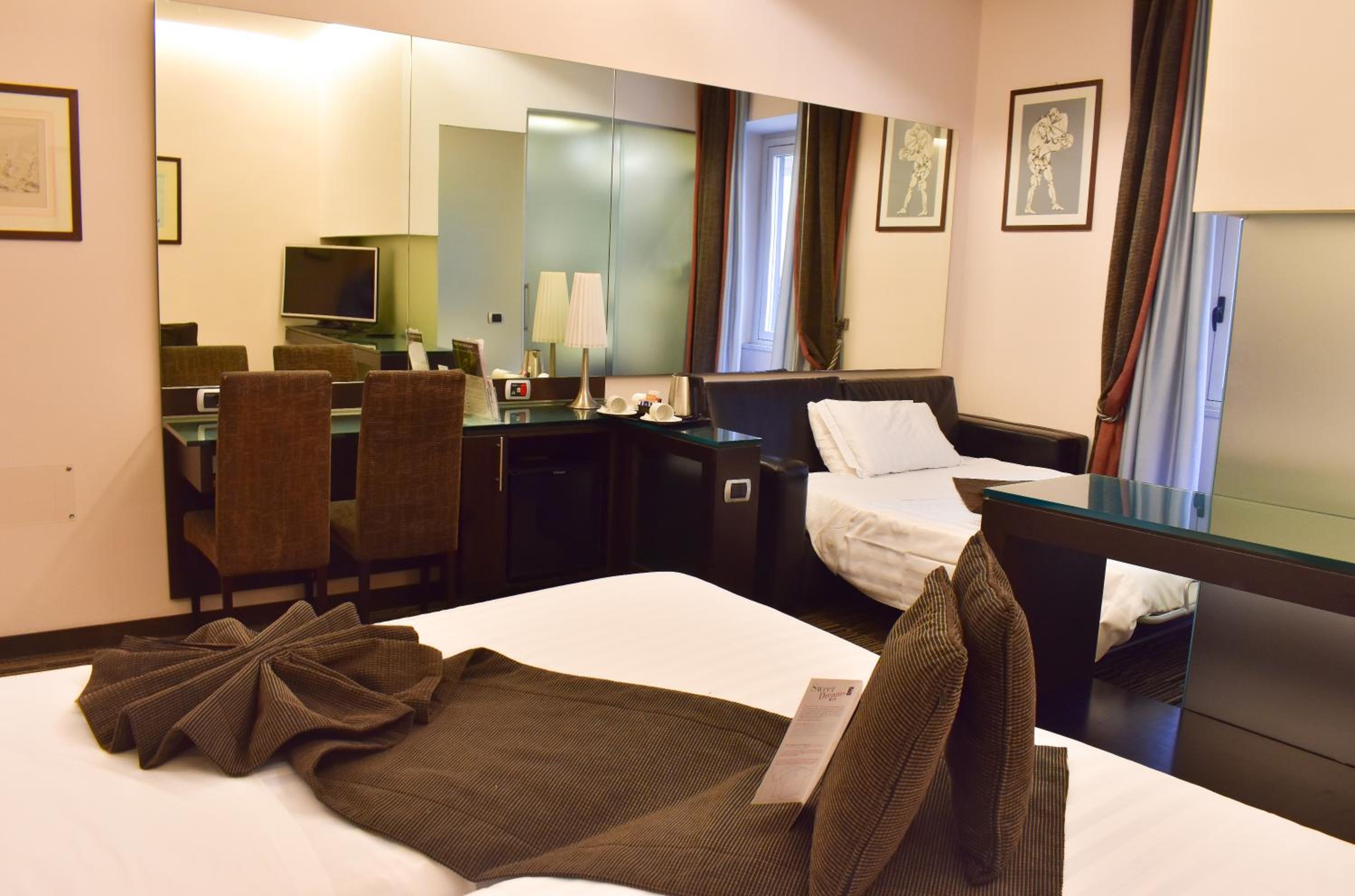 Best Western Plus Hotel Universo - Photo 81