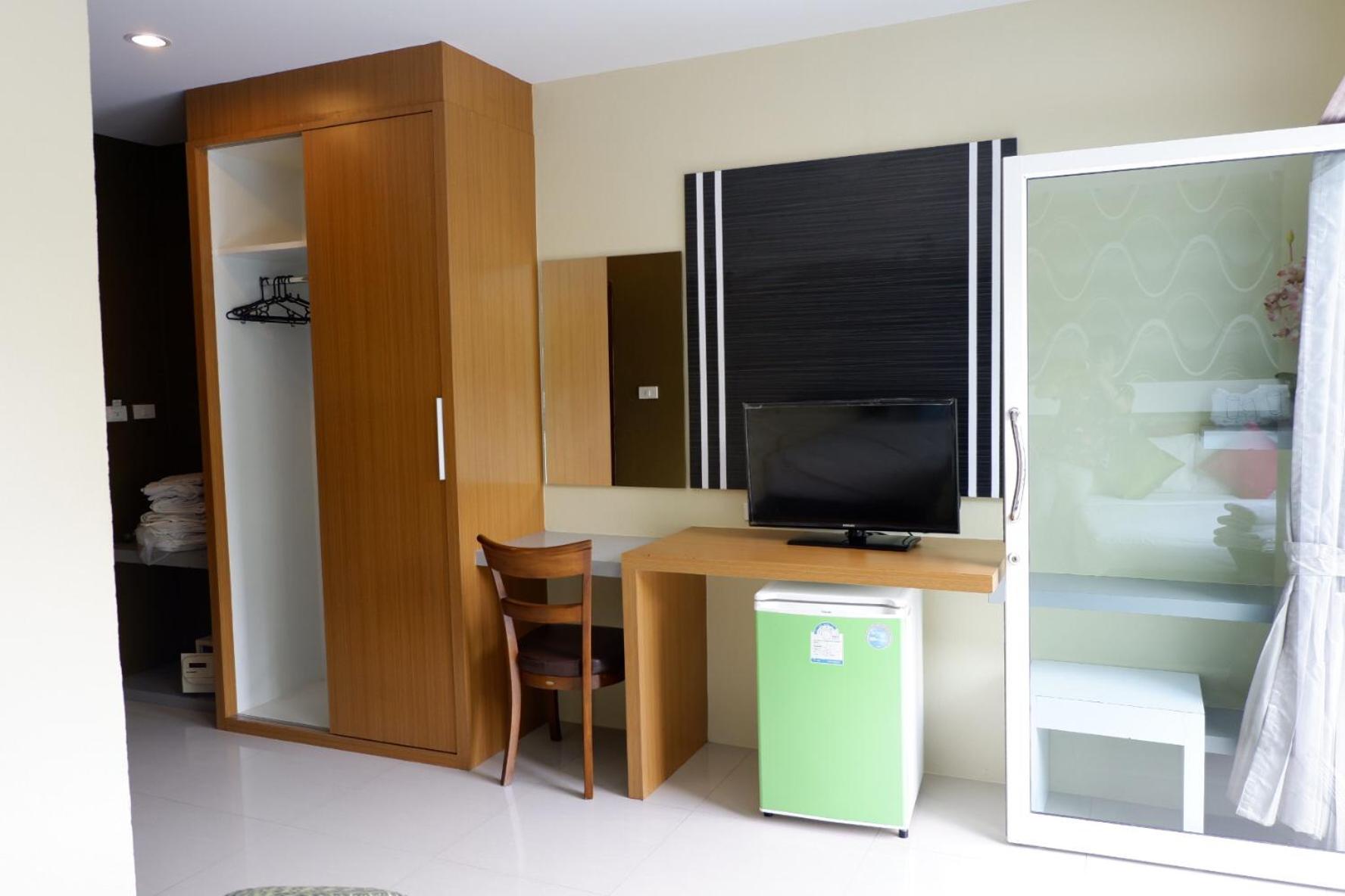 Family Double Room - Photo 16
