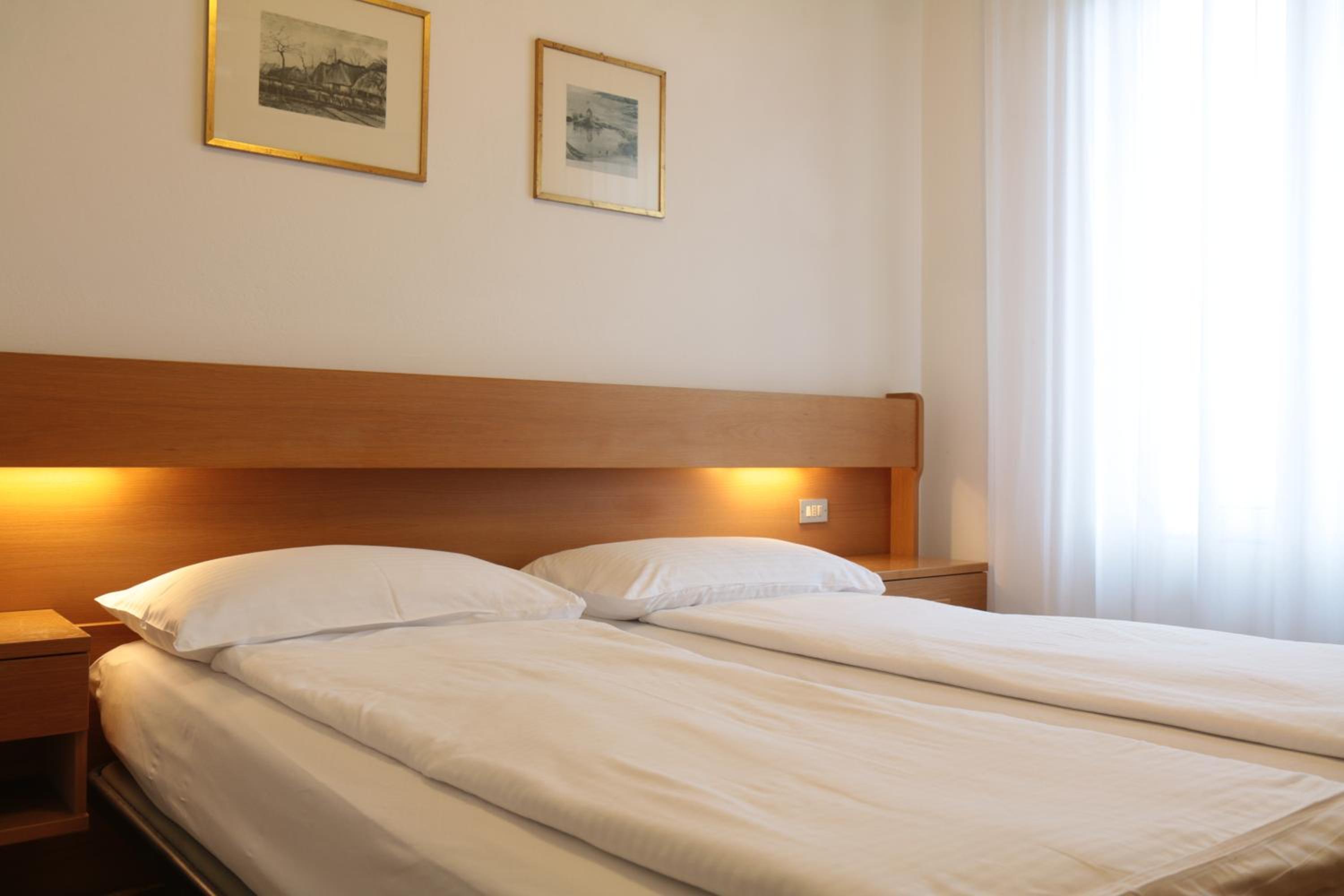 Superior Double or Twin Room - Photo 4