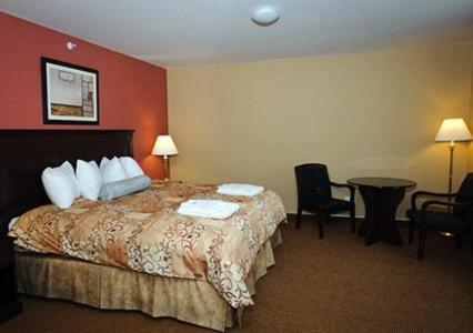 King Room - Disability Access/Non-Smoking - Photo 7
