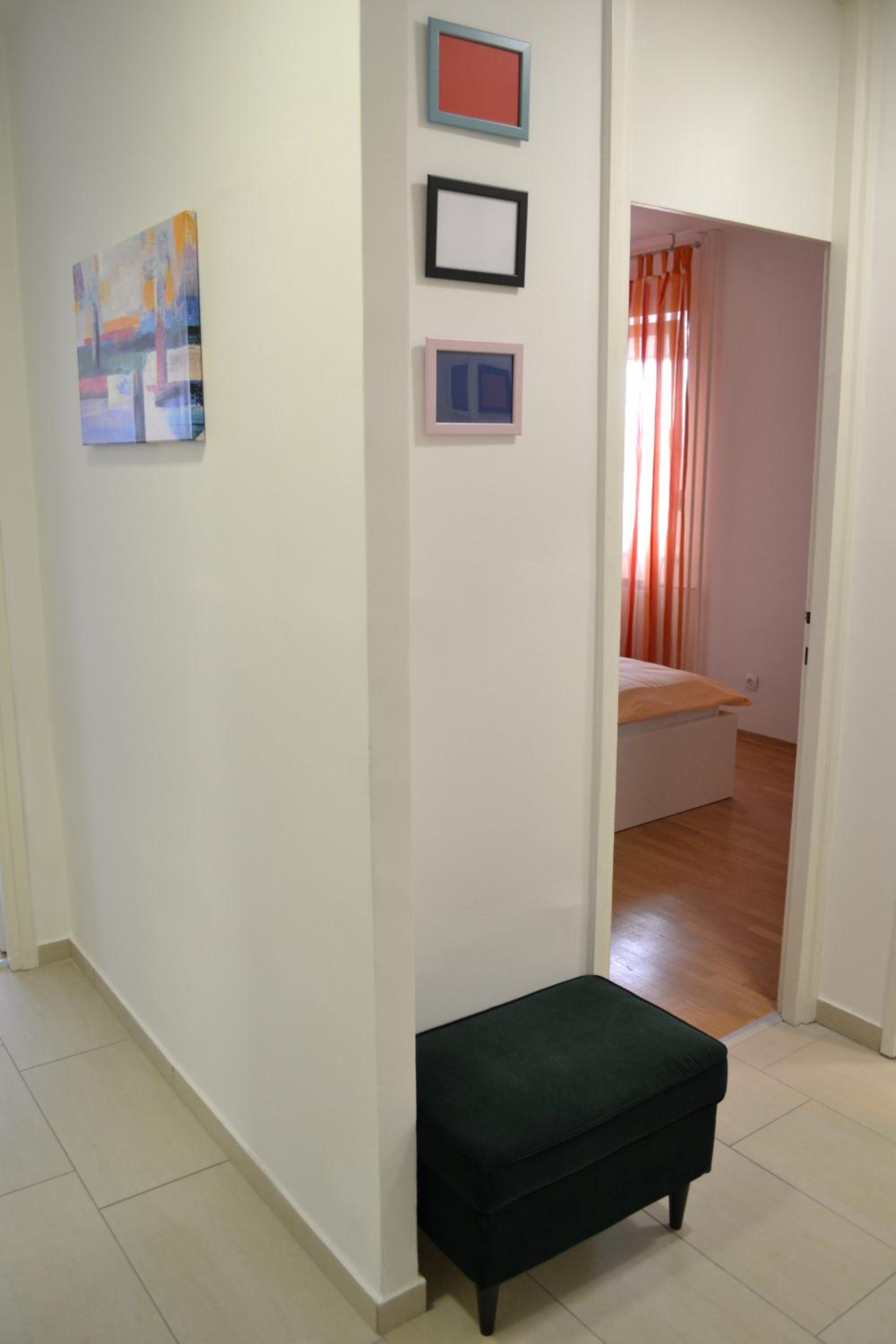 Apartment - Photo 20