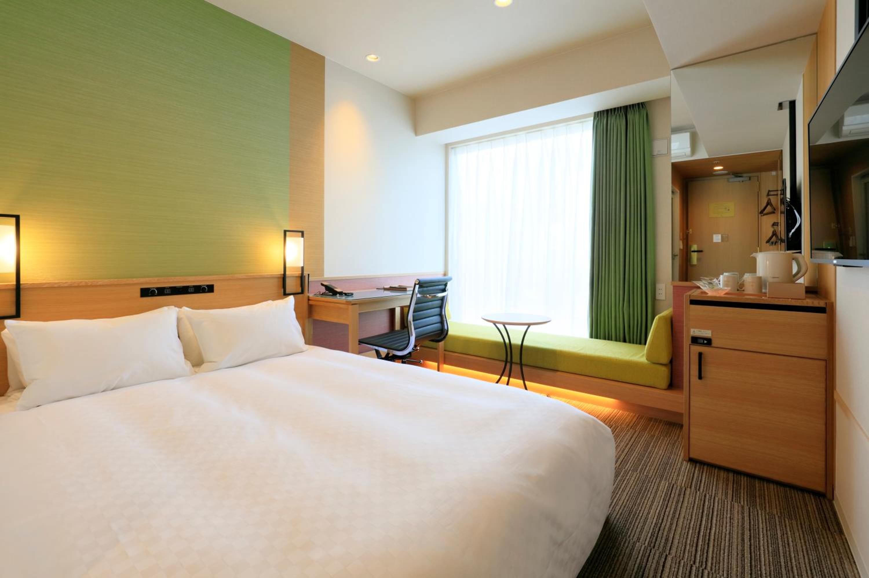 Double Room with Sofa thumbnail 5
