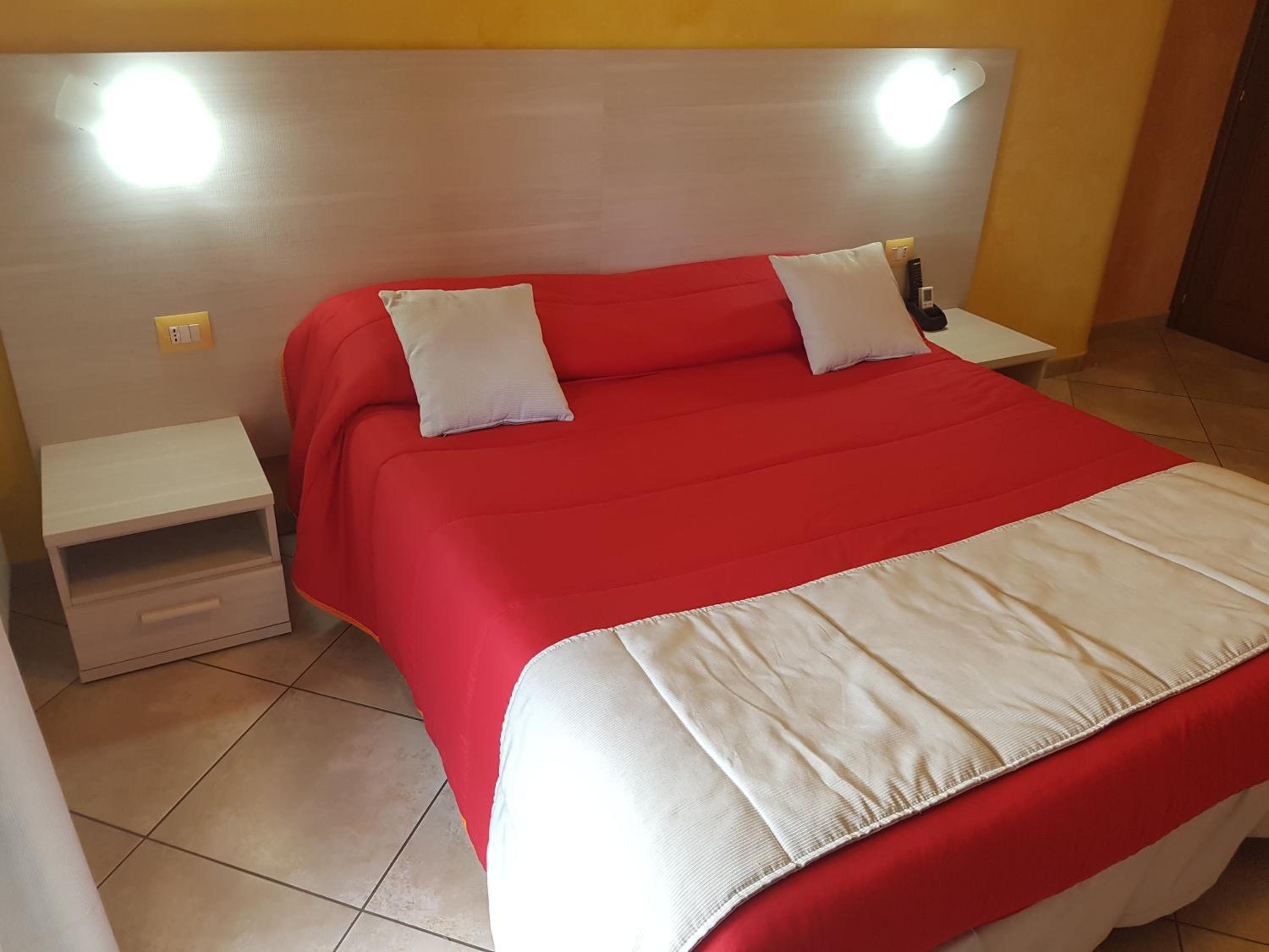 Triple Room - Photo 26