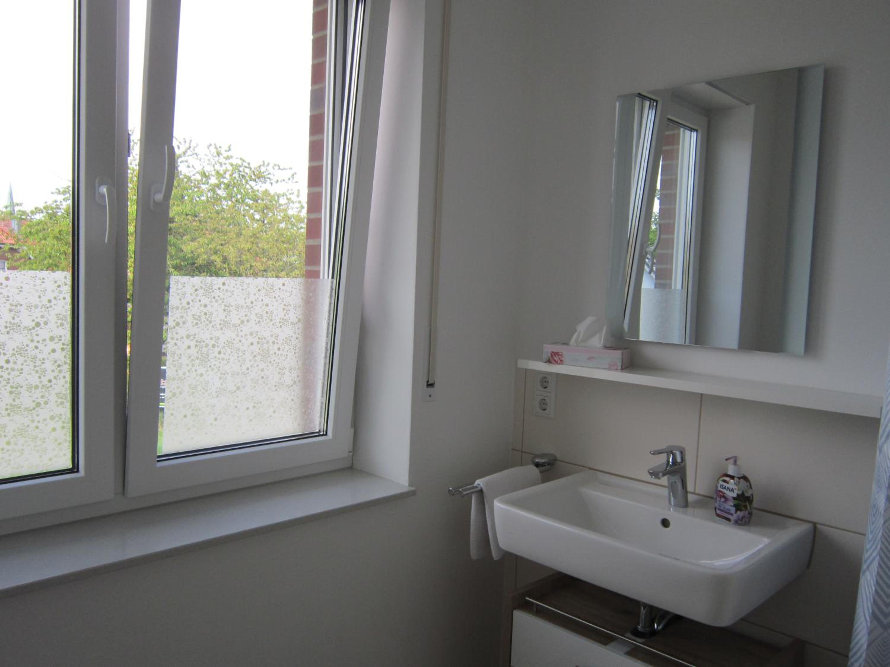 Twin Room with Bathroom photo 3
