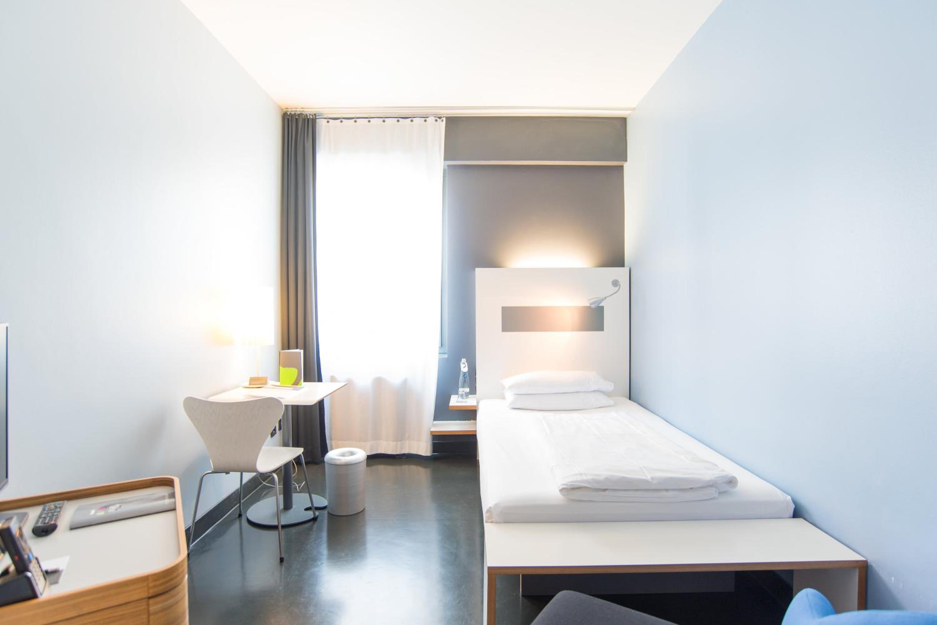 Single Room photo 1