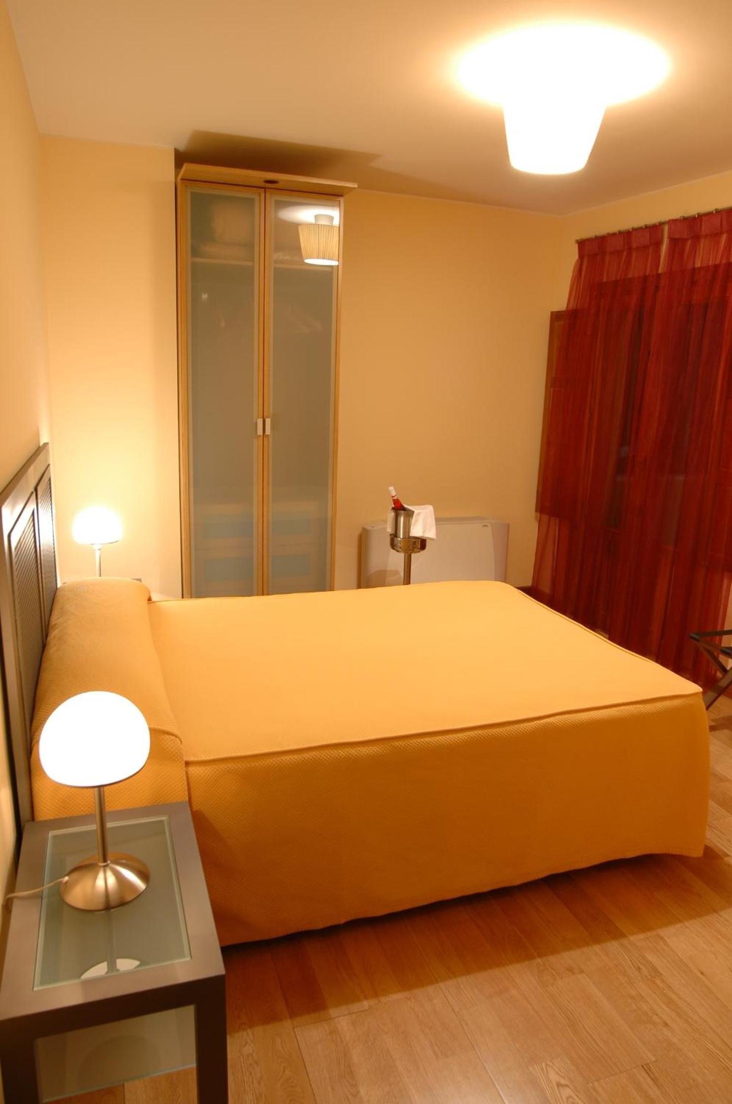 Habitación Doble Superior con Bañera de Hidromasaje