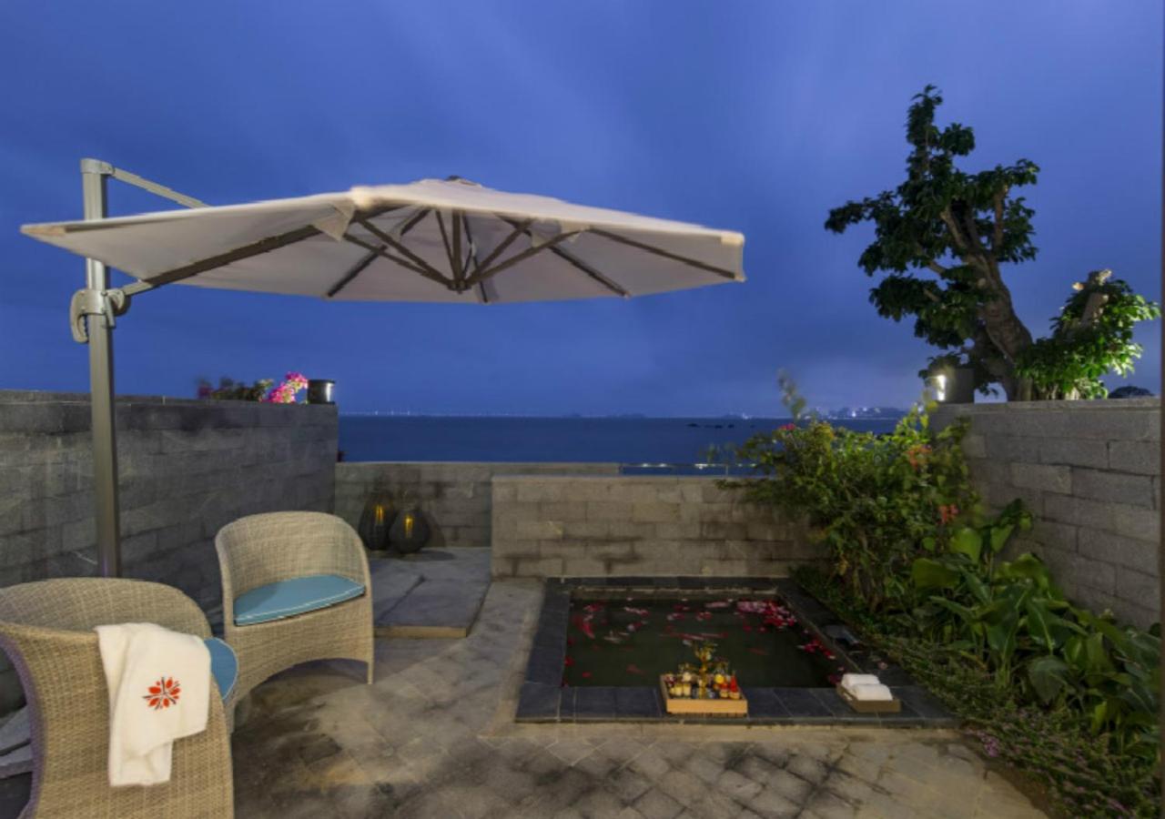 Patio Pool Room - Twin photo 3