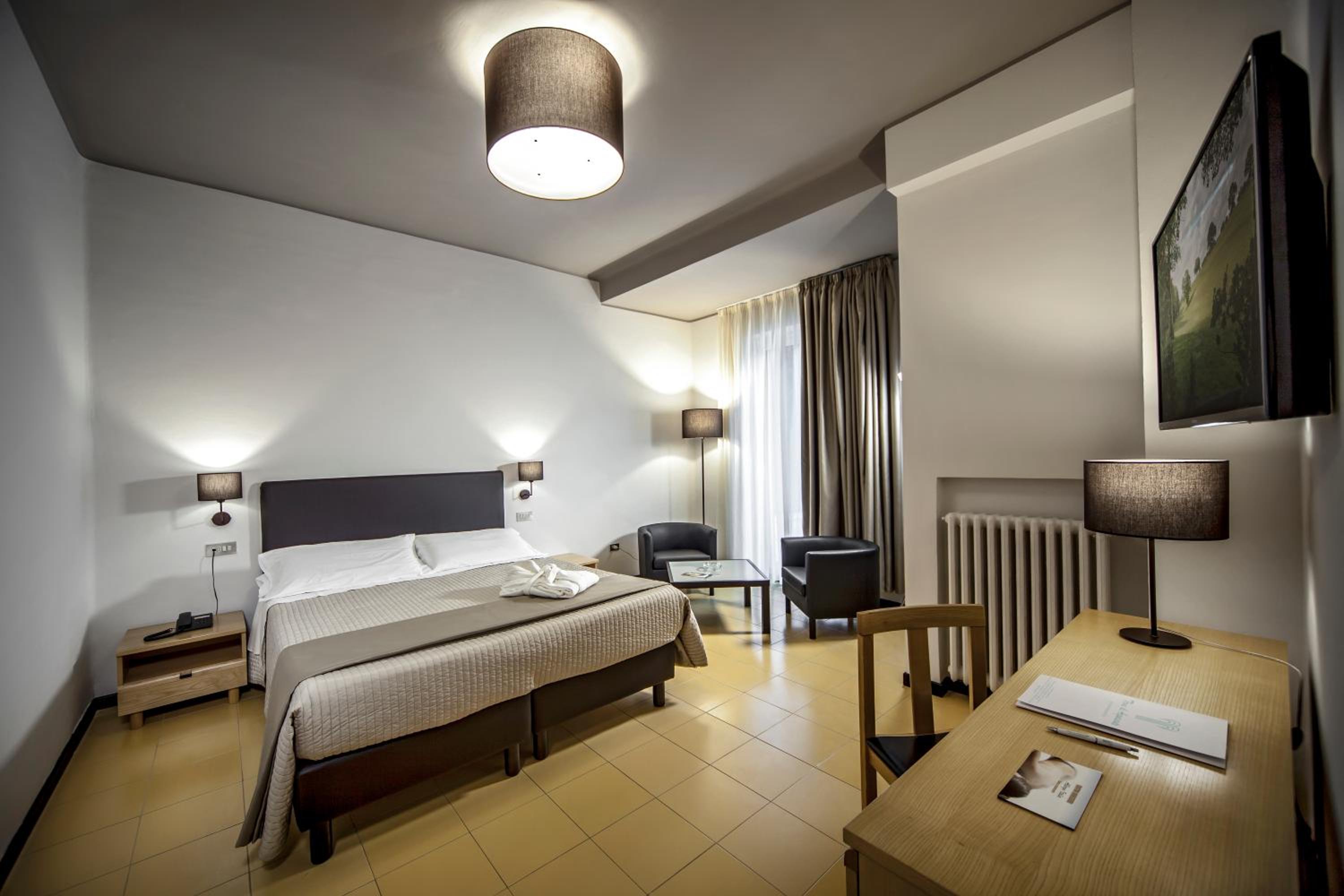 Executive Double or Twin Room photo 3