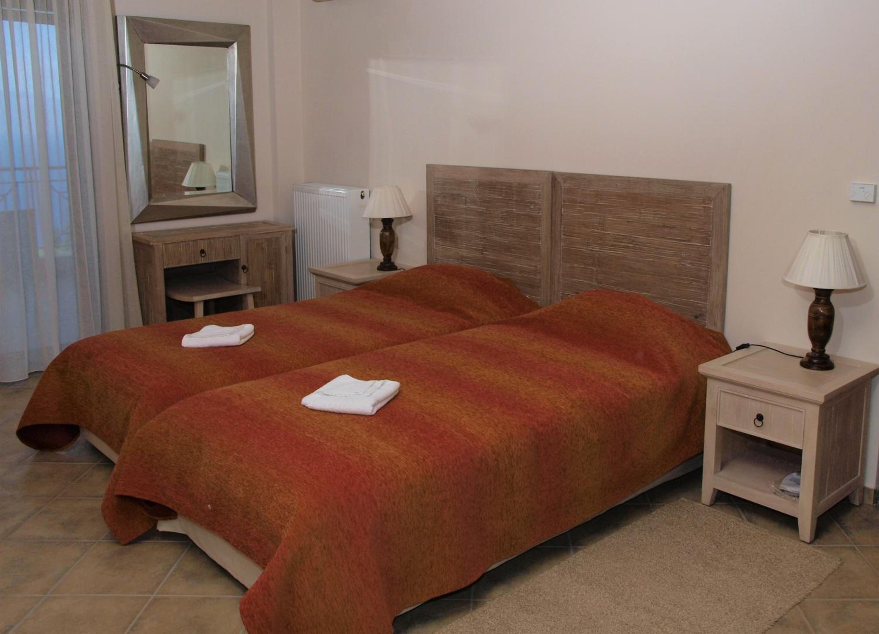 Deluxe Double Room with Sea View - Photo 3