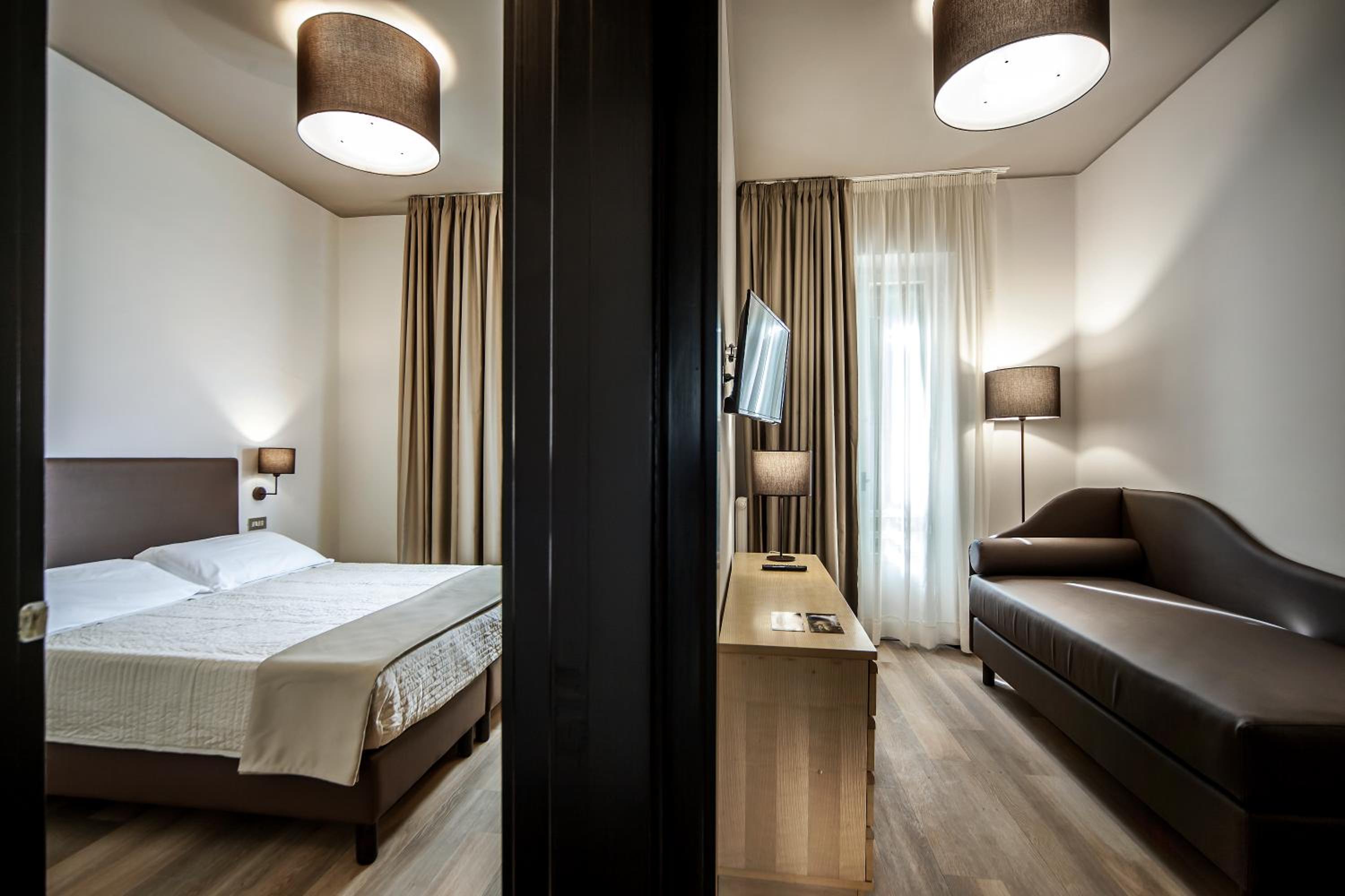 Superior Double or Twin Room photo 2