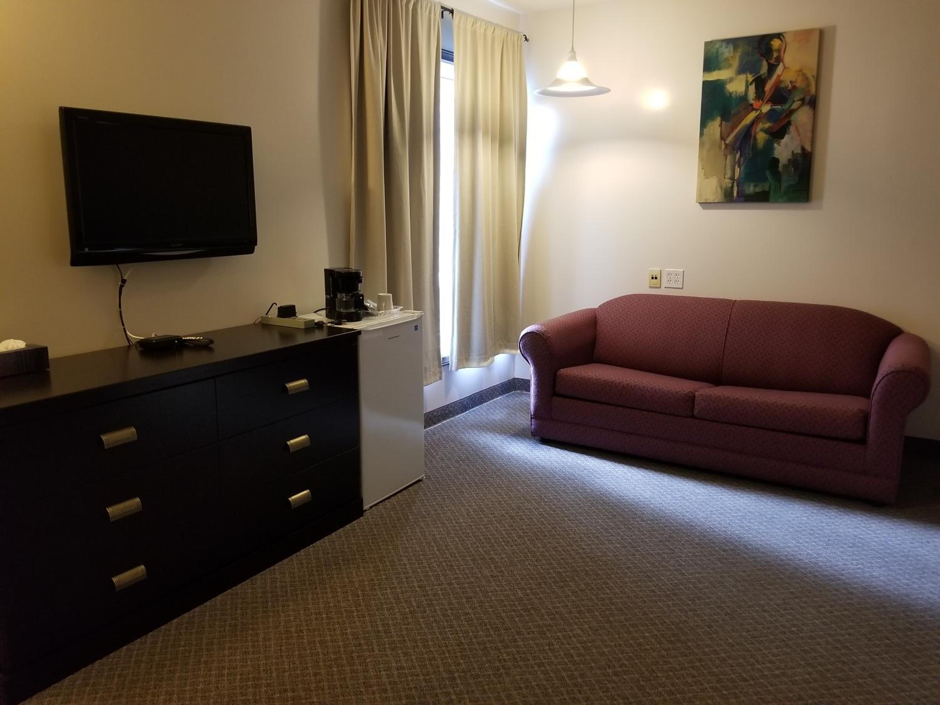 Queen Room - Disability Access photo 1