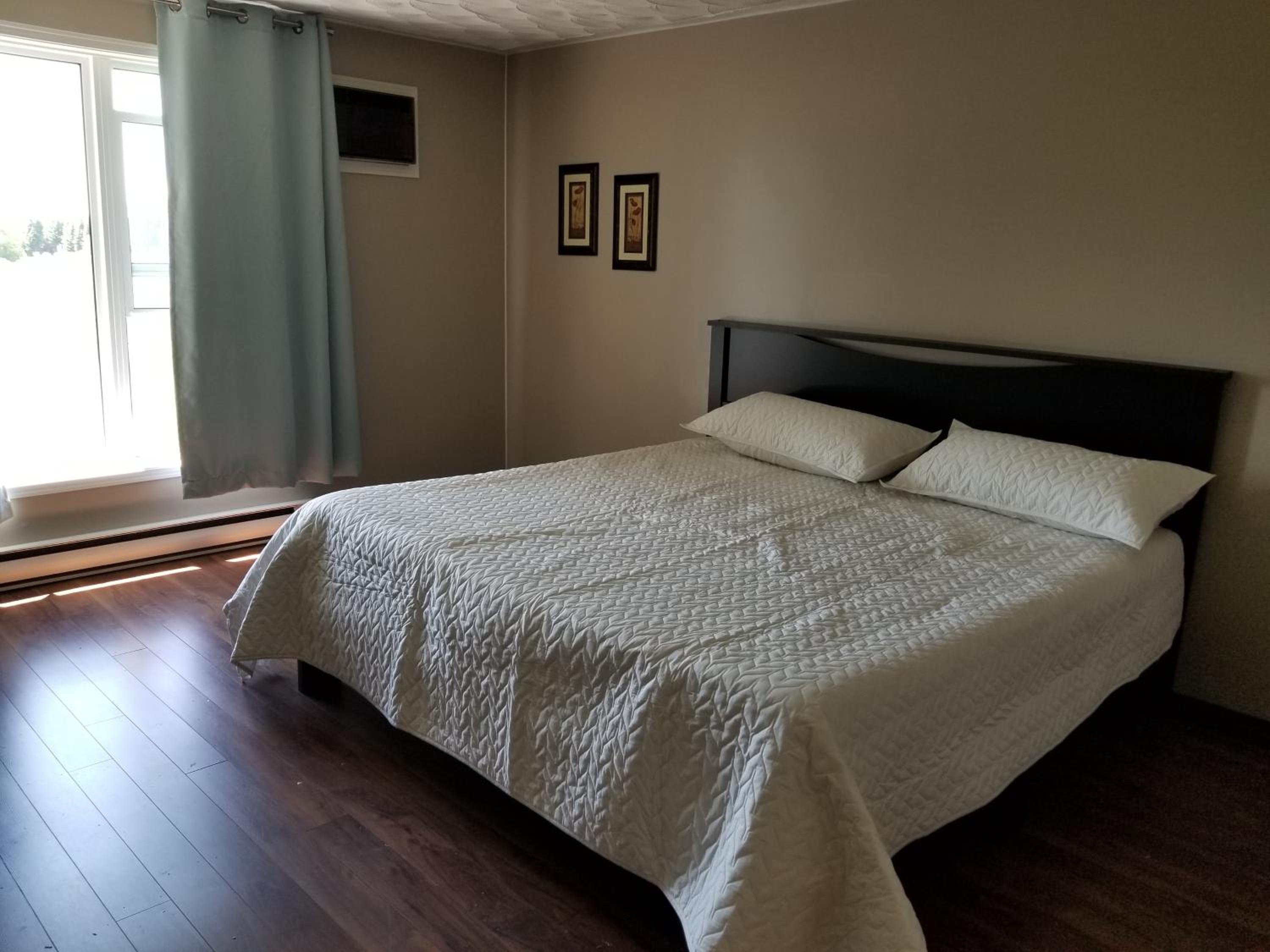Deluxe King Room photo 2