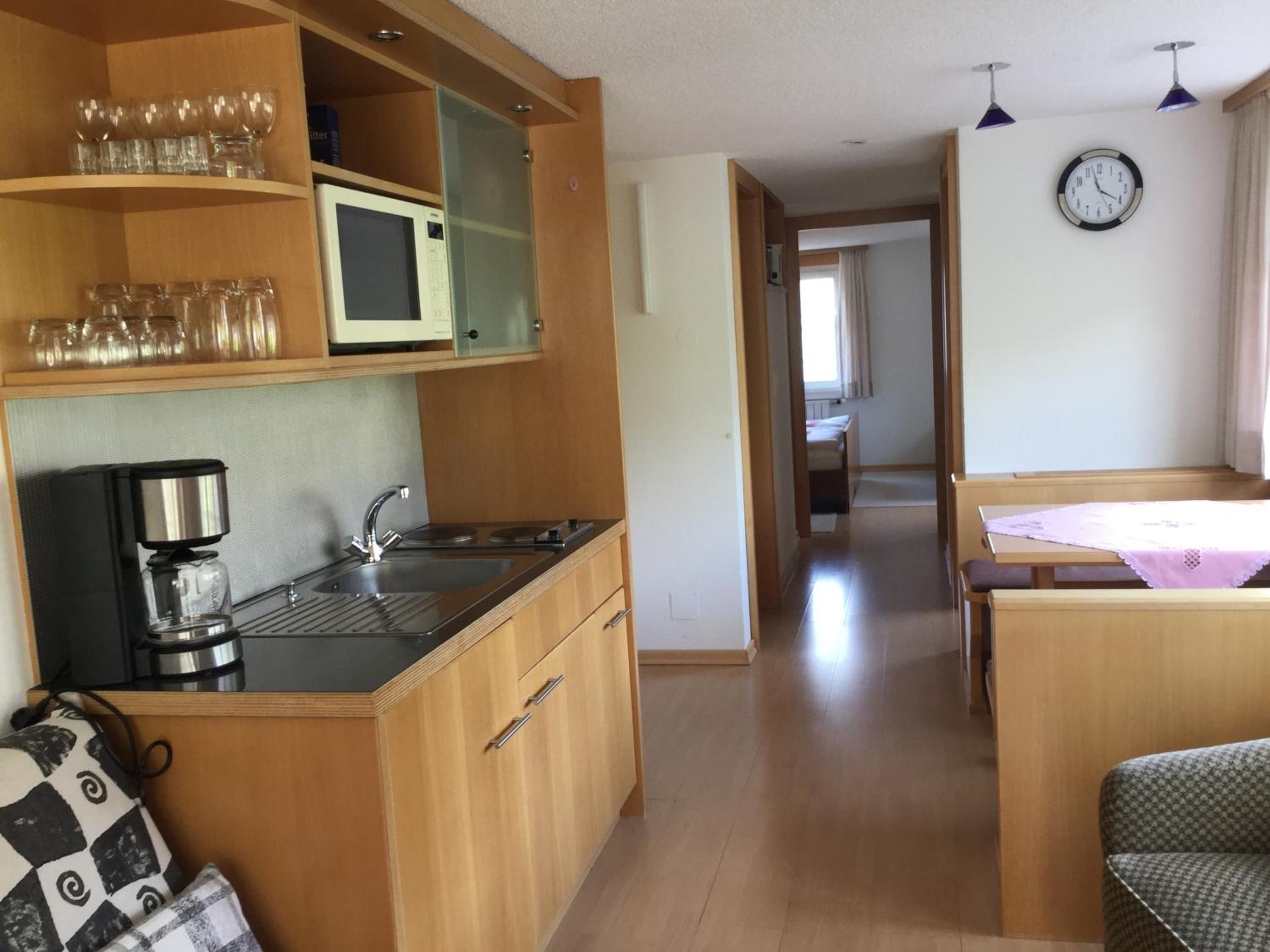 Apartment with Balcony photo 3