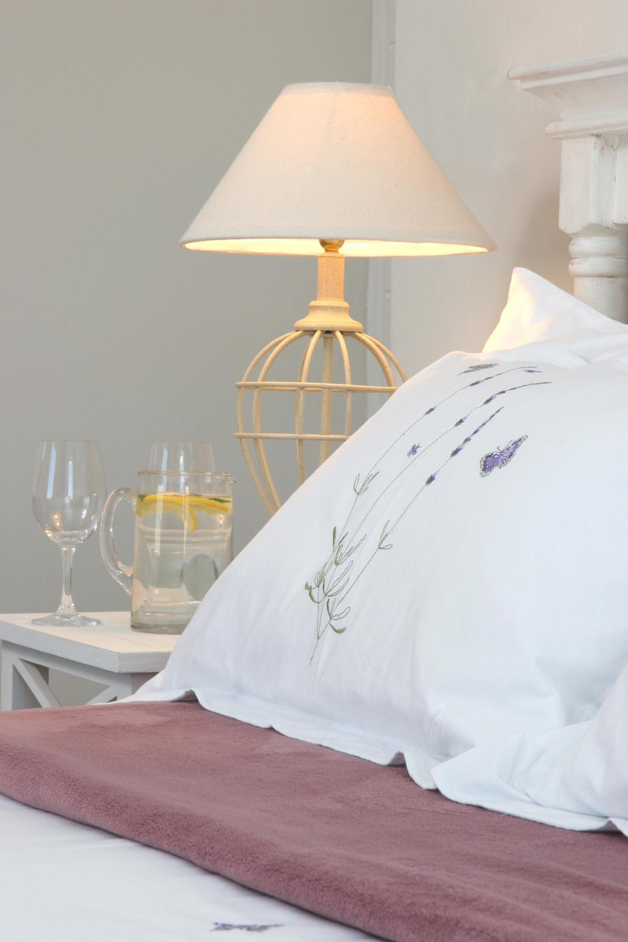 Luxury Queen Room - Photo 2
