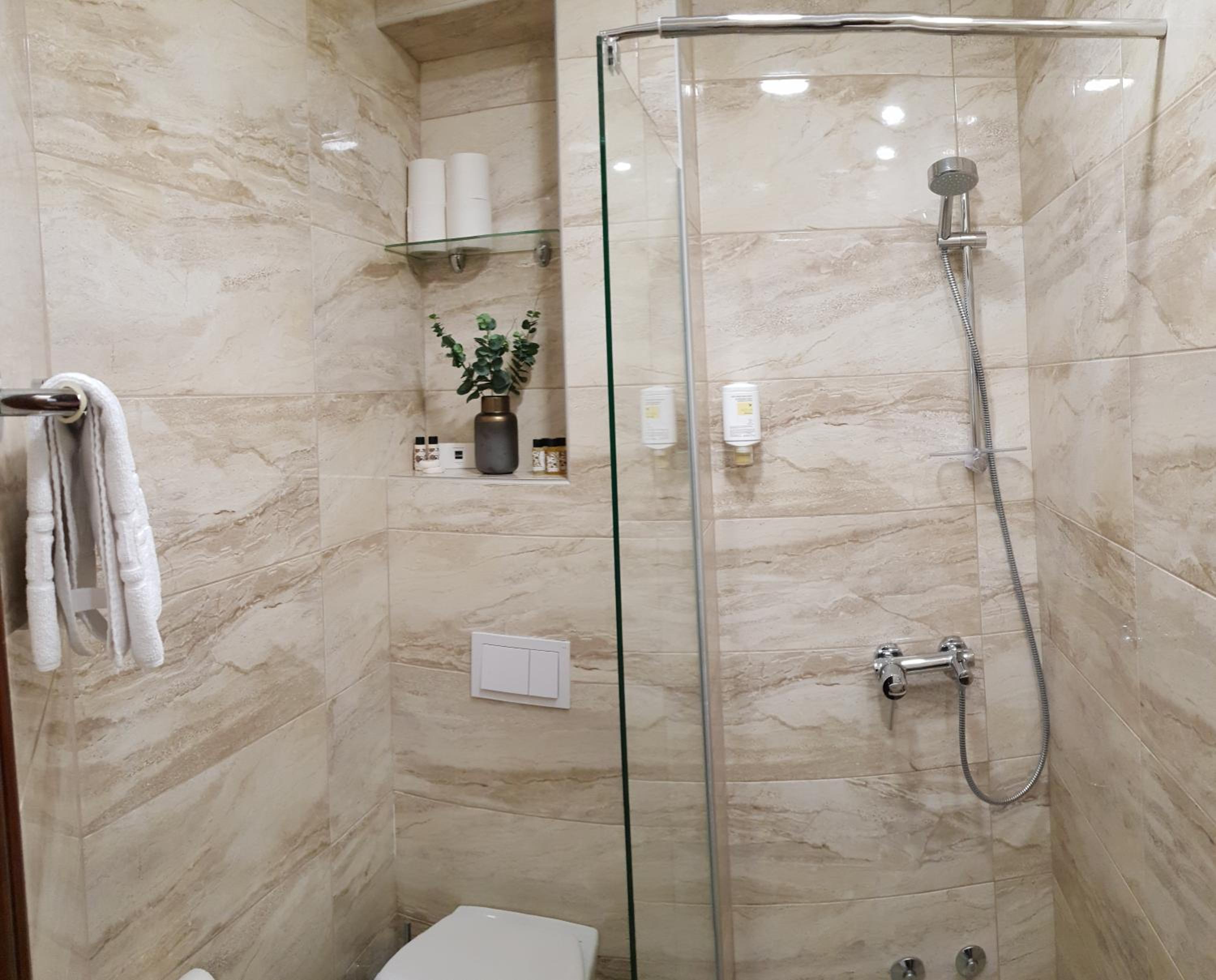 Deluxe Double Room - Photo 6