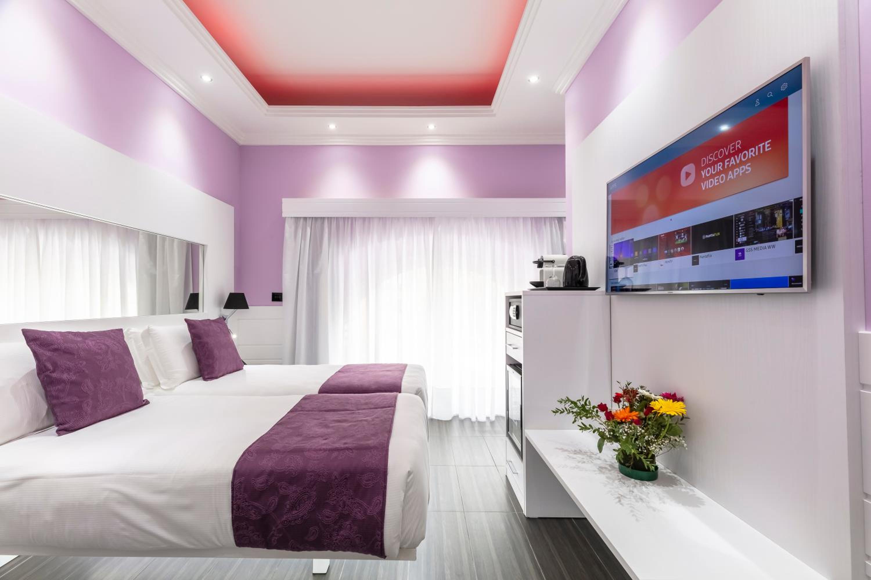 Deluxe Double Room photo 2