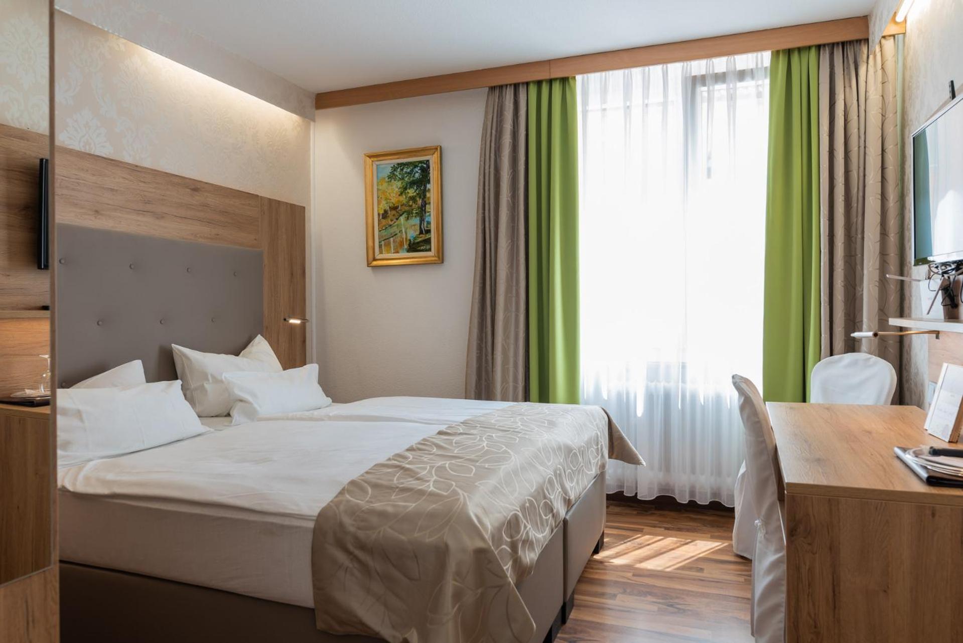 Superior Double Room - Photo 16