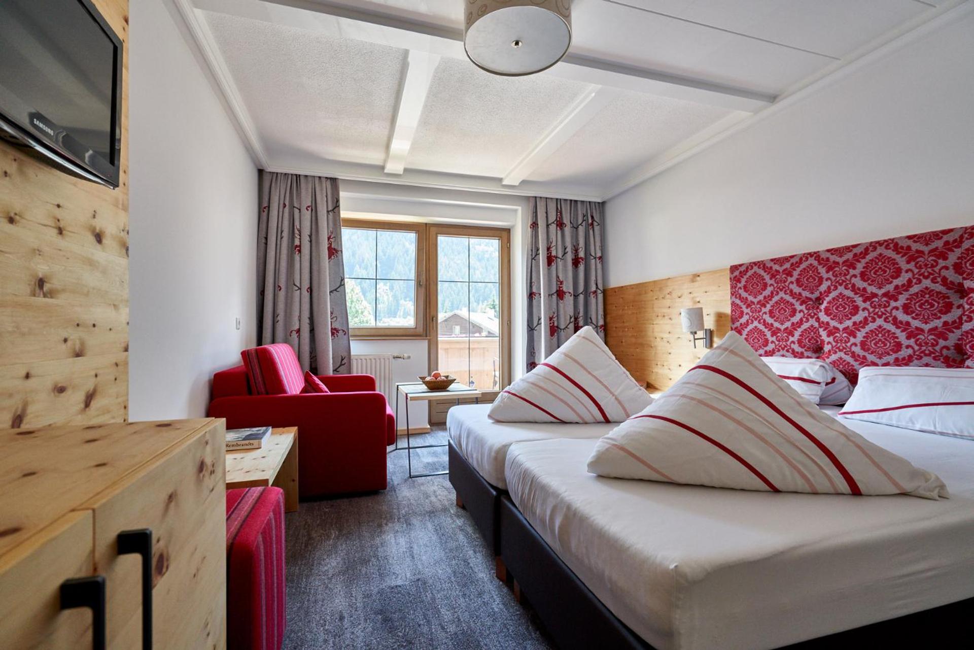 Deluxe Double Room photo 2