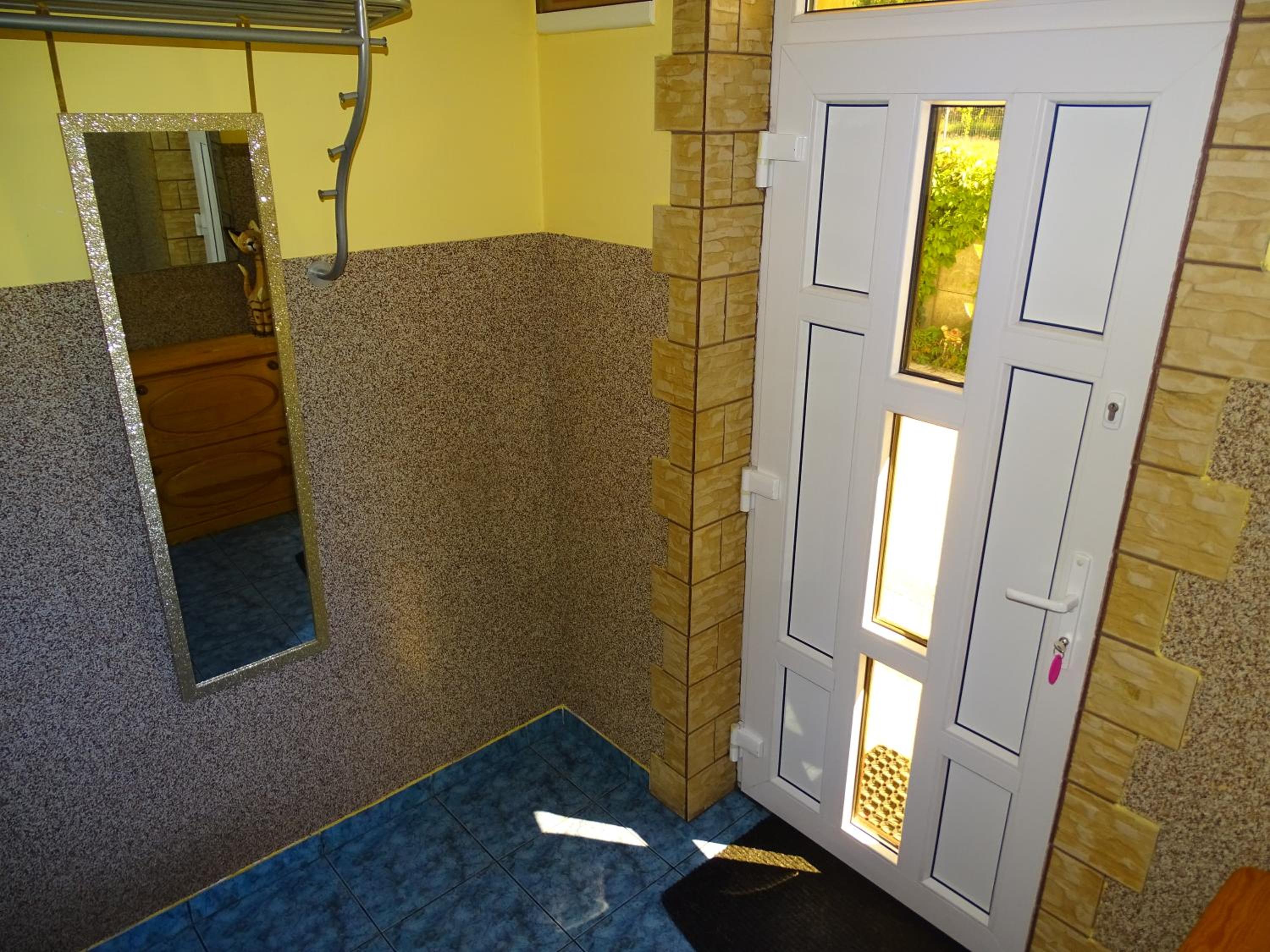Double Room with Private External Bathroom - Photo 14