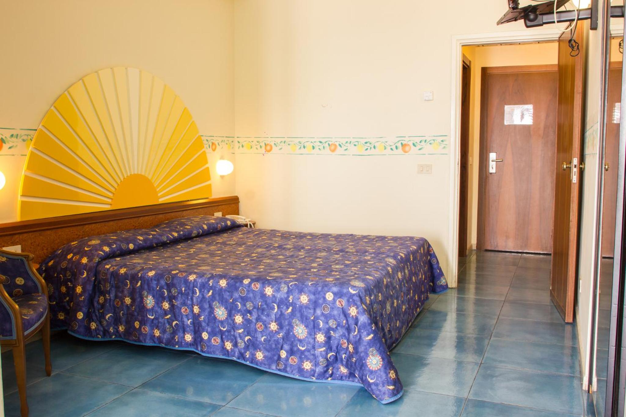 Double Room - Photo 3