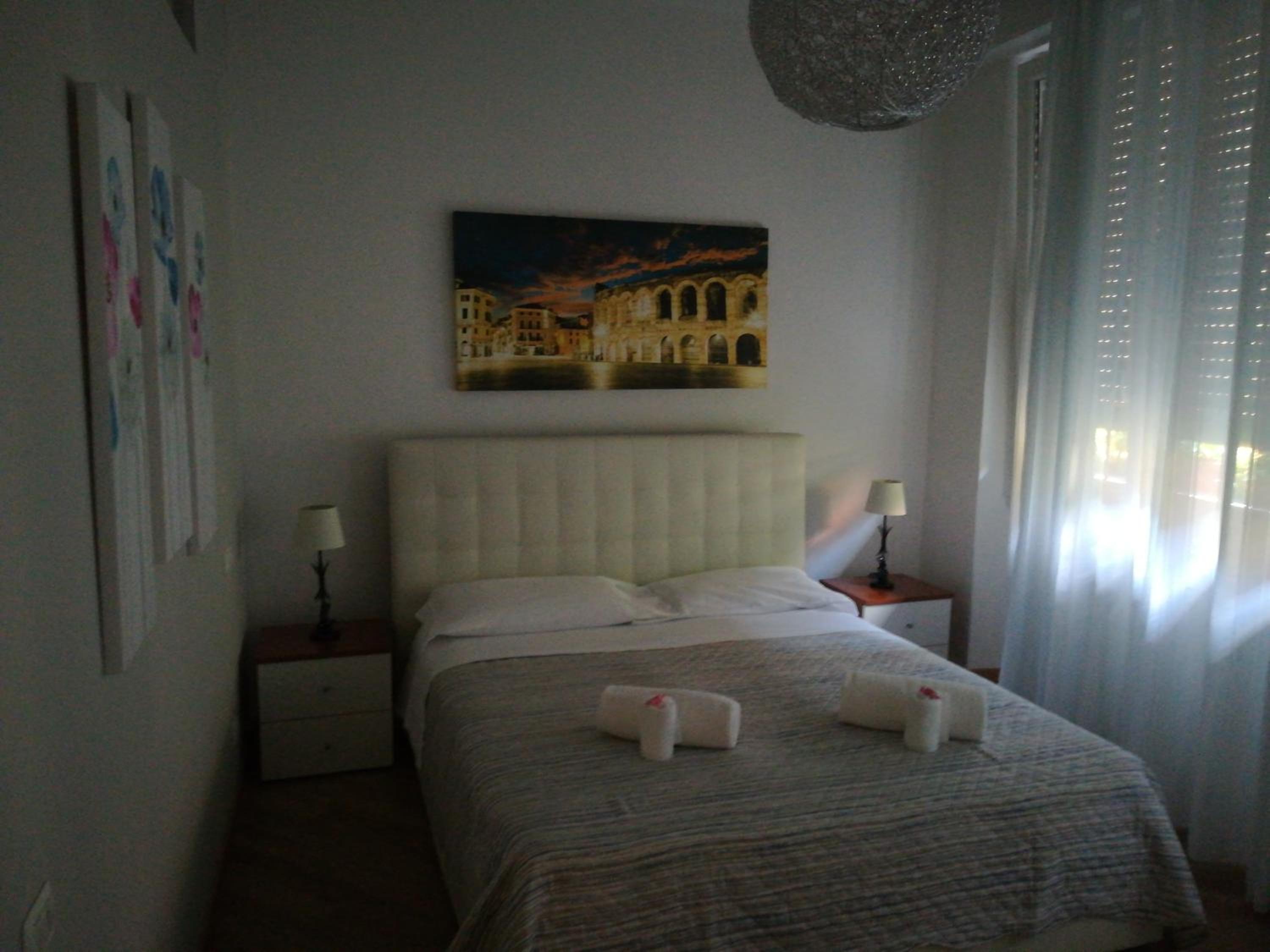 Deluxe Double Room with Private Bathroom - Photo 53