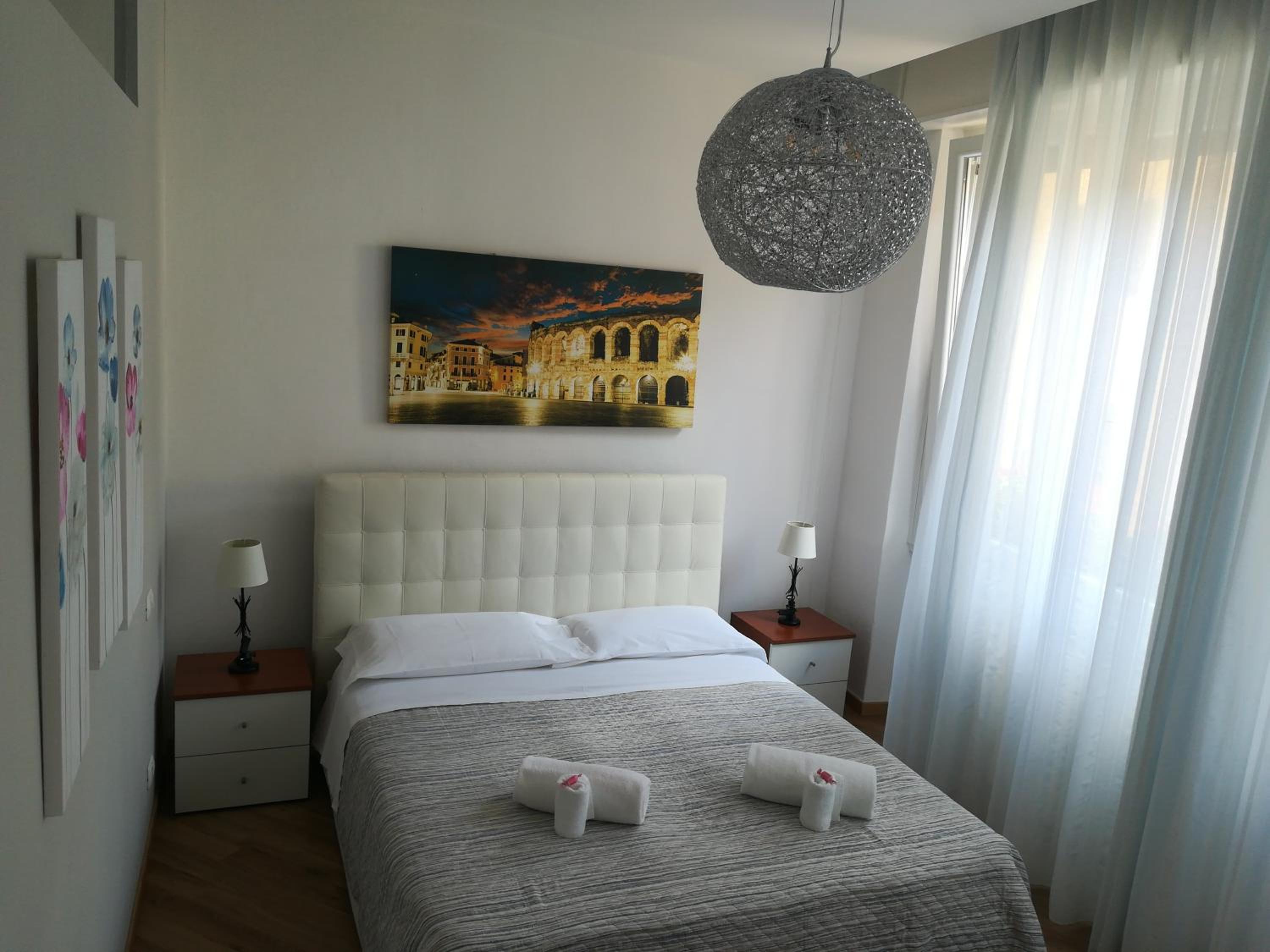Deluxe Double Room with Private Bathroom - Photo 56