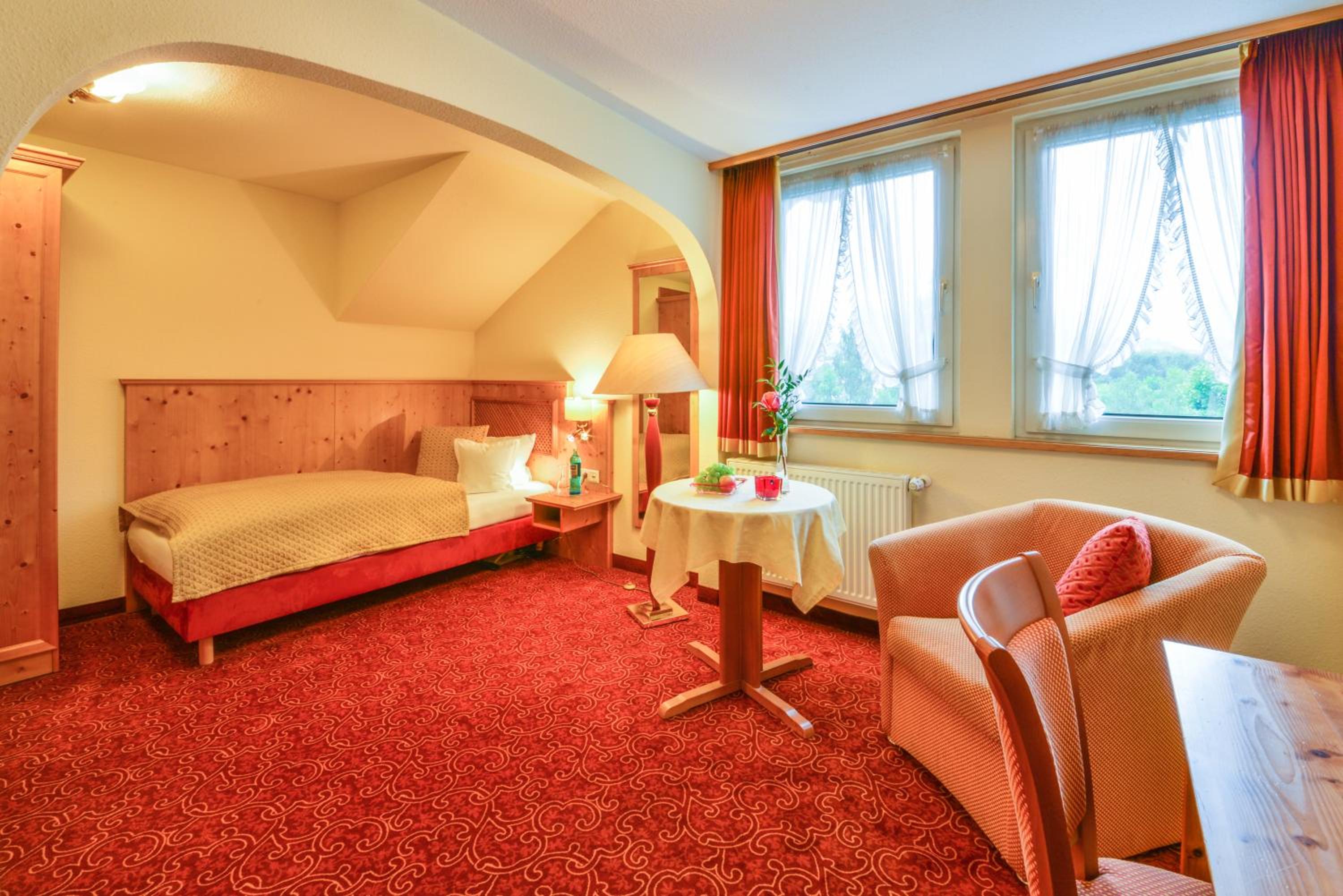 Single Room photo 2