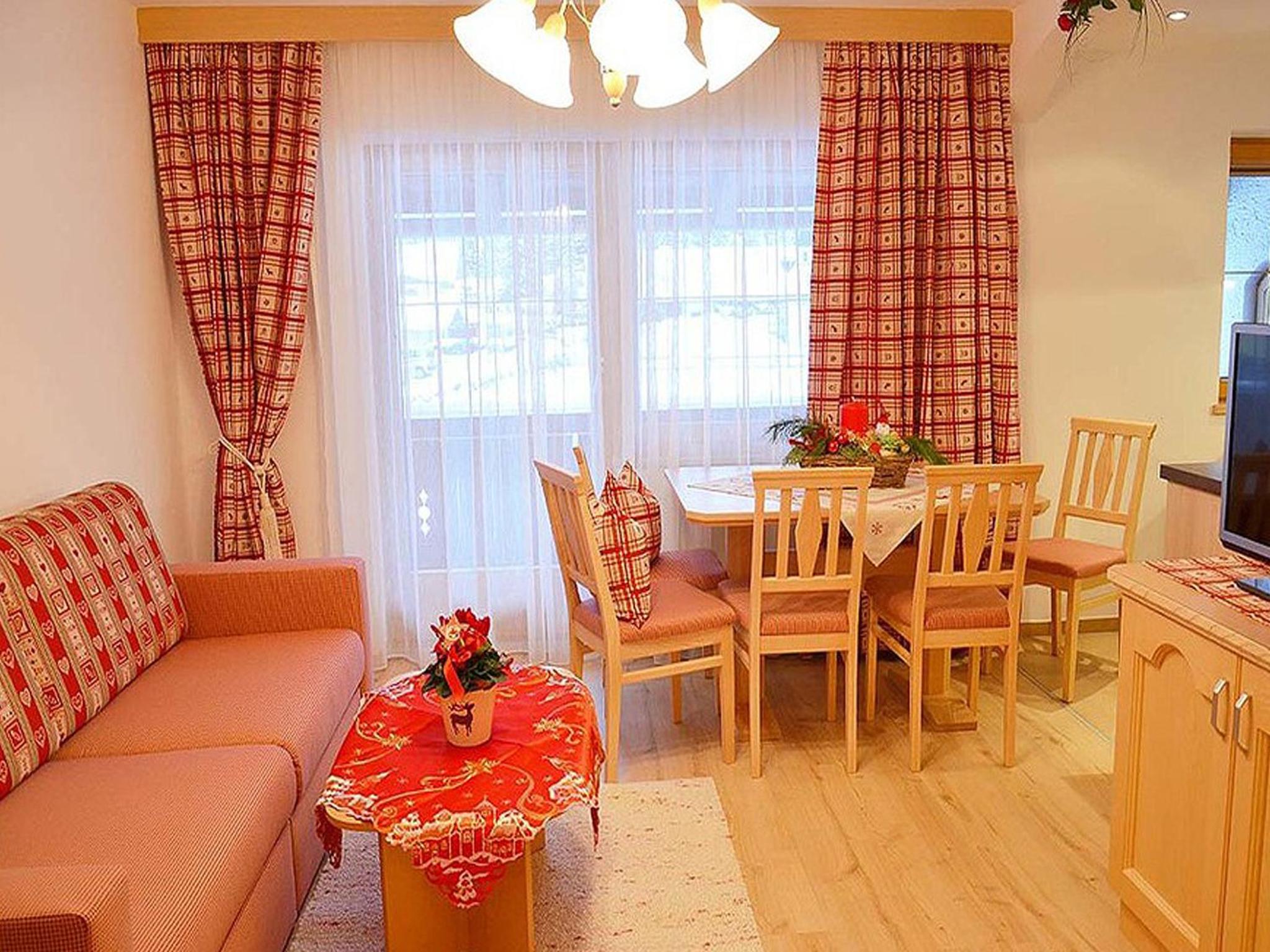 Two-Bedroom Apartment with Balcony photo 1
