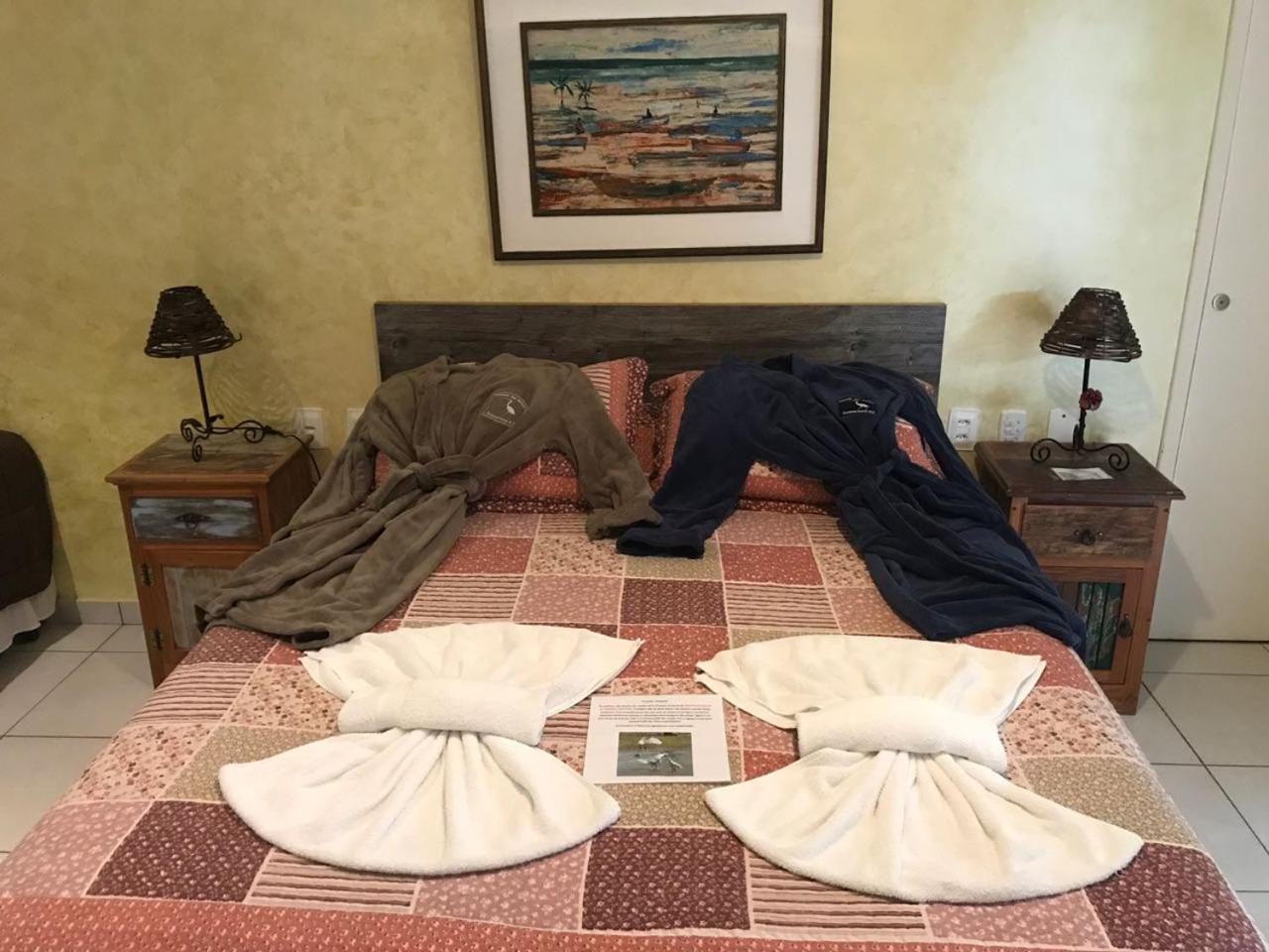 Queen Suite with Spa Bath photo 3