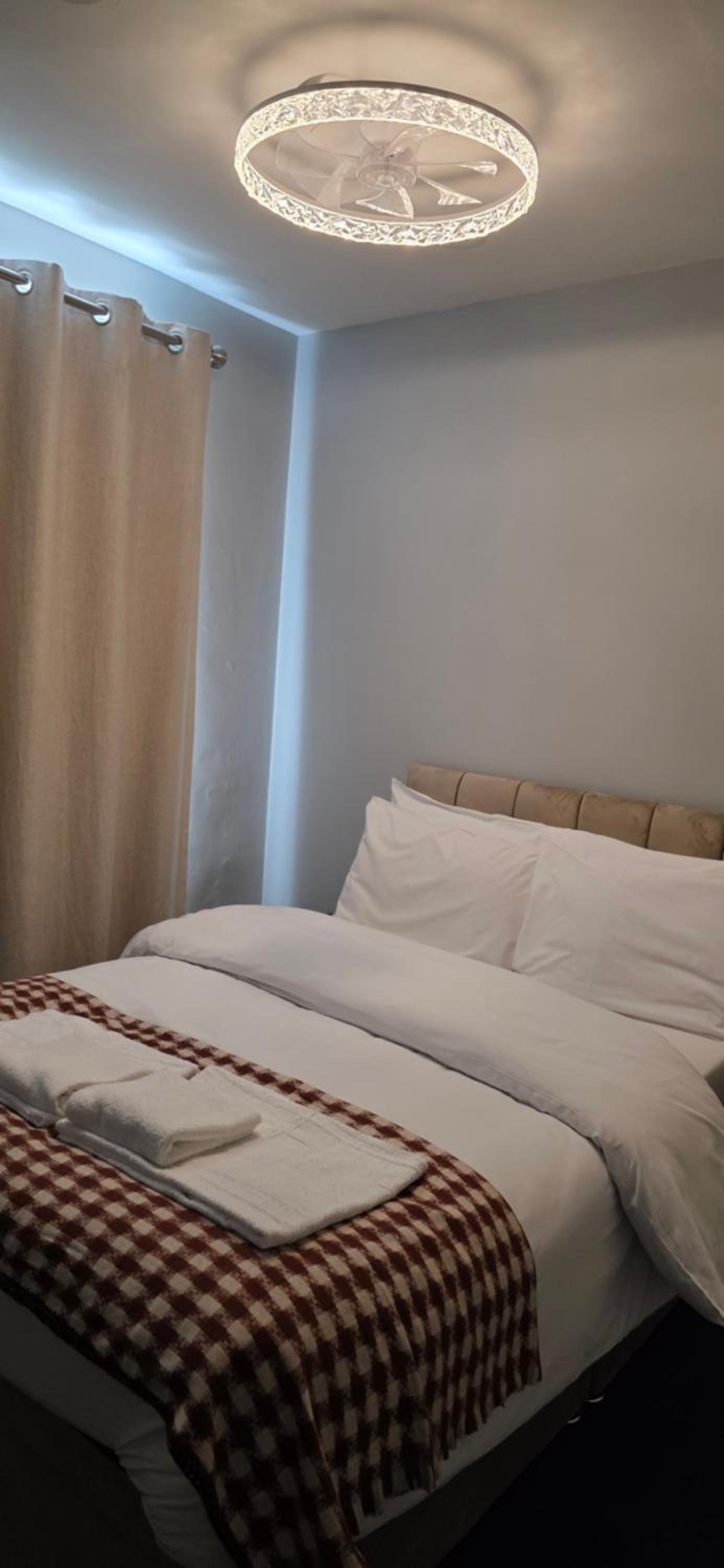Deluxe Double Room with Shower