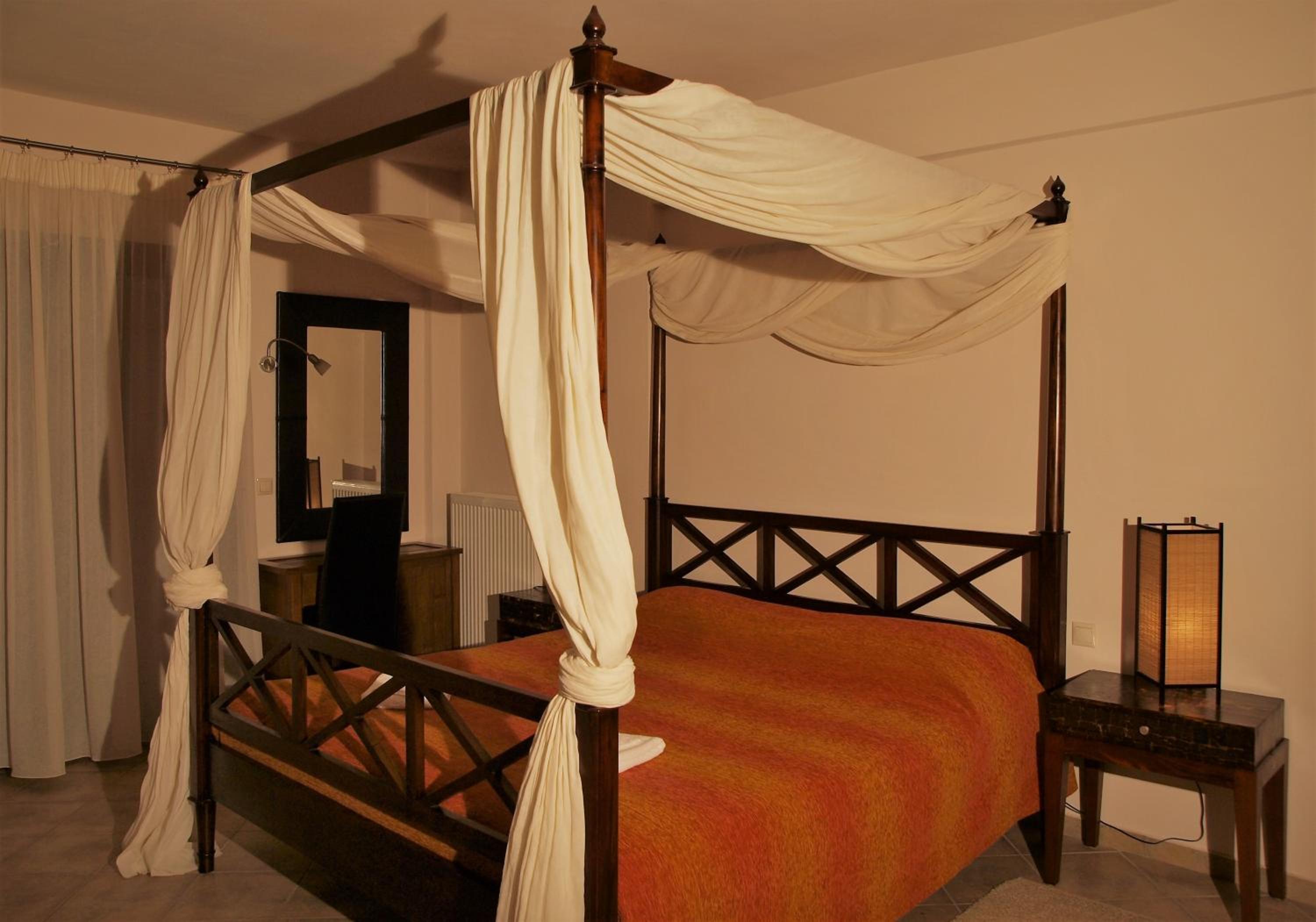 Superior Suite with Sea View - Photo 6