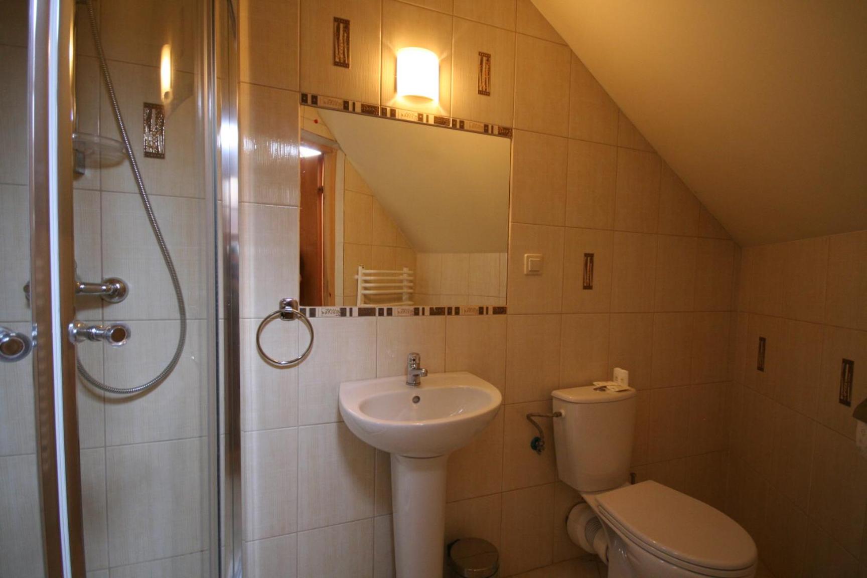 Single Room photo 3