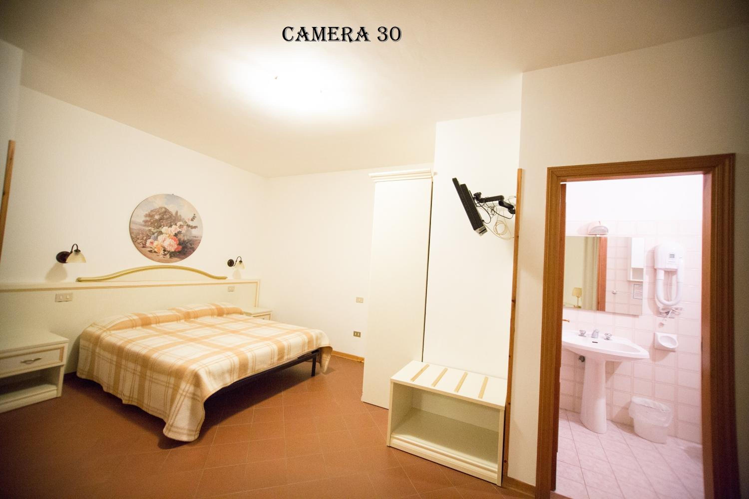 Triple Room photo 2
