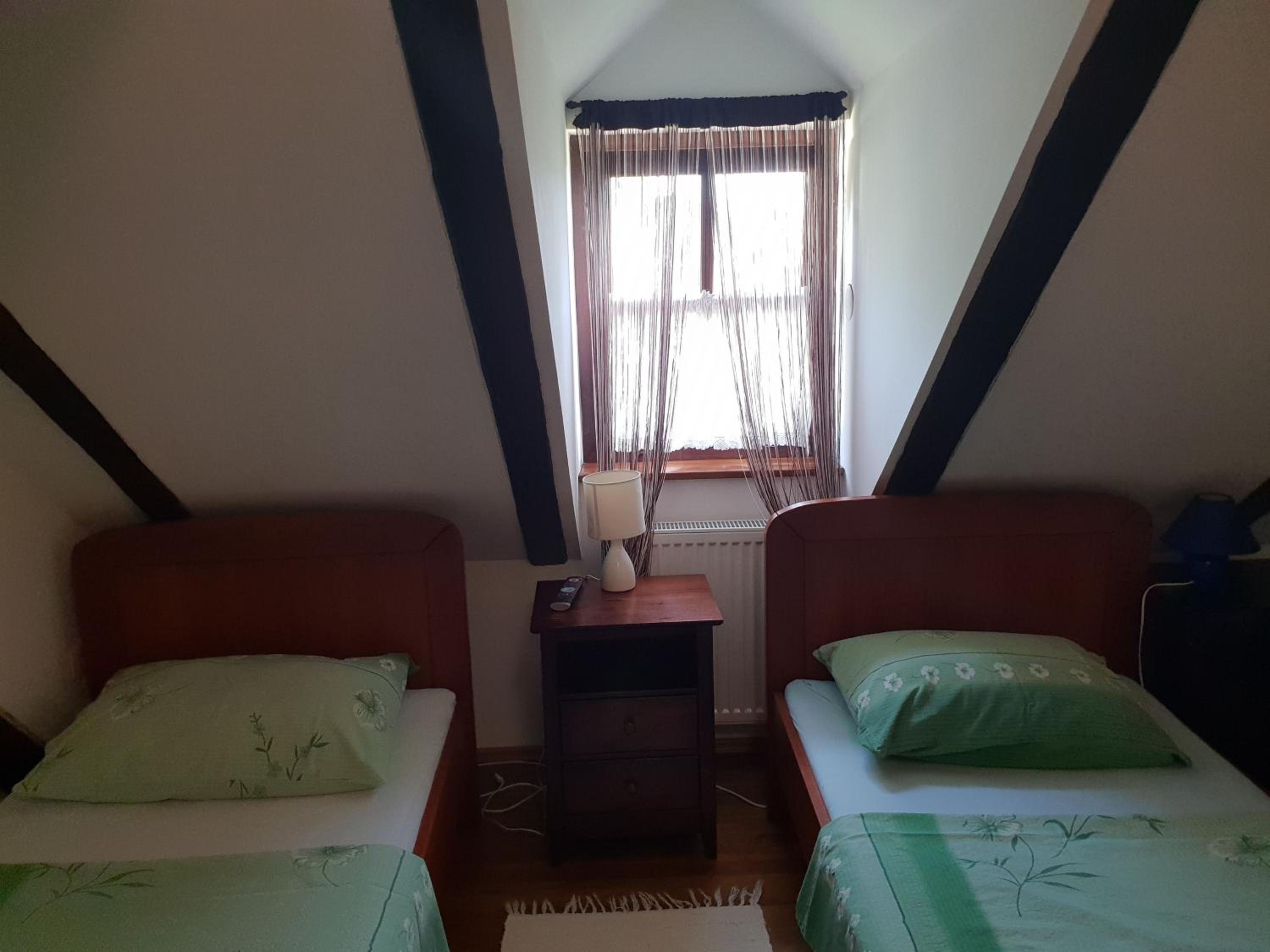 Deluxe Double or Twin Room - Photo 2