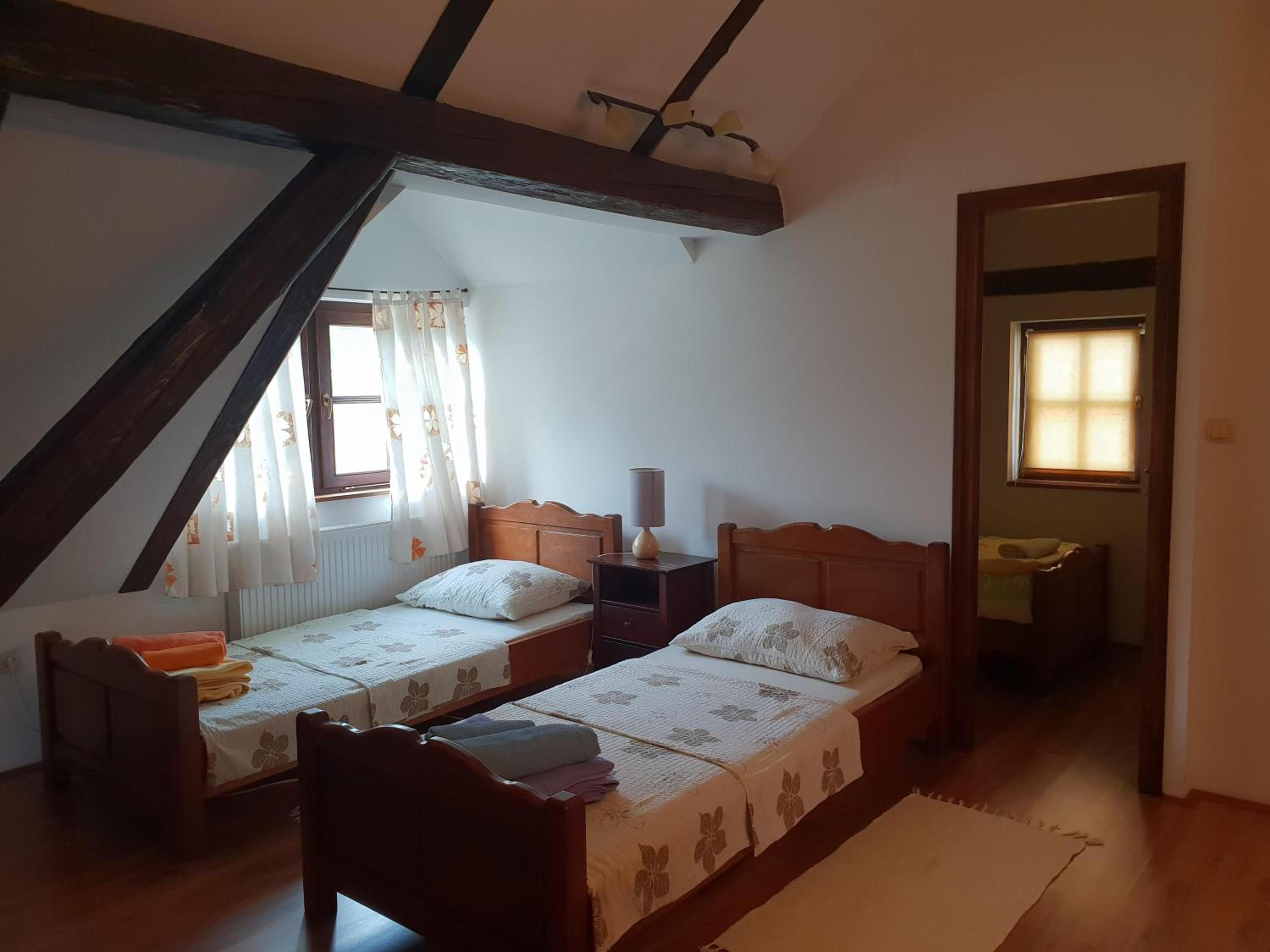 Triple Room with Garden View - Photo 3