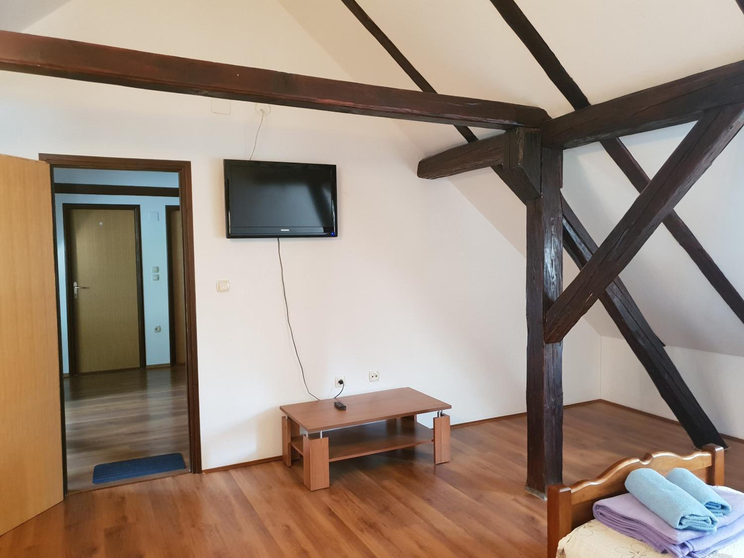 Triple Room with Garden View - Photo 4