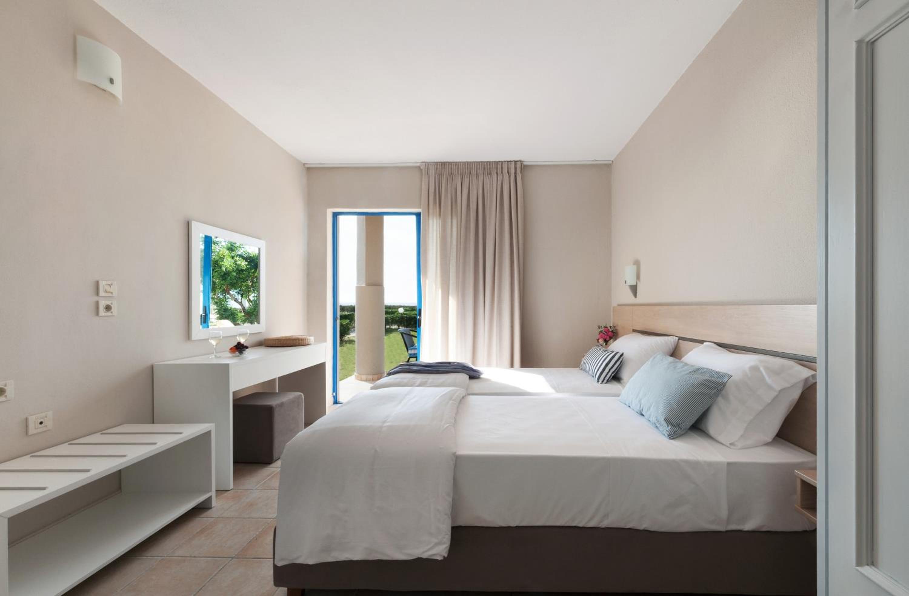 Luxury Maisonette with Partial Sea View