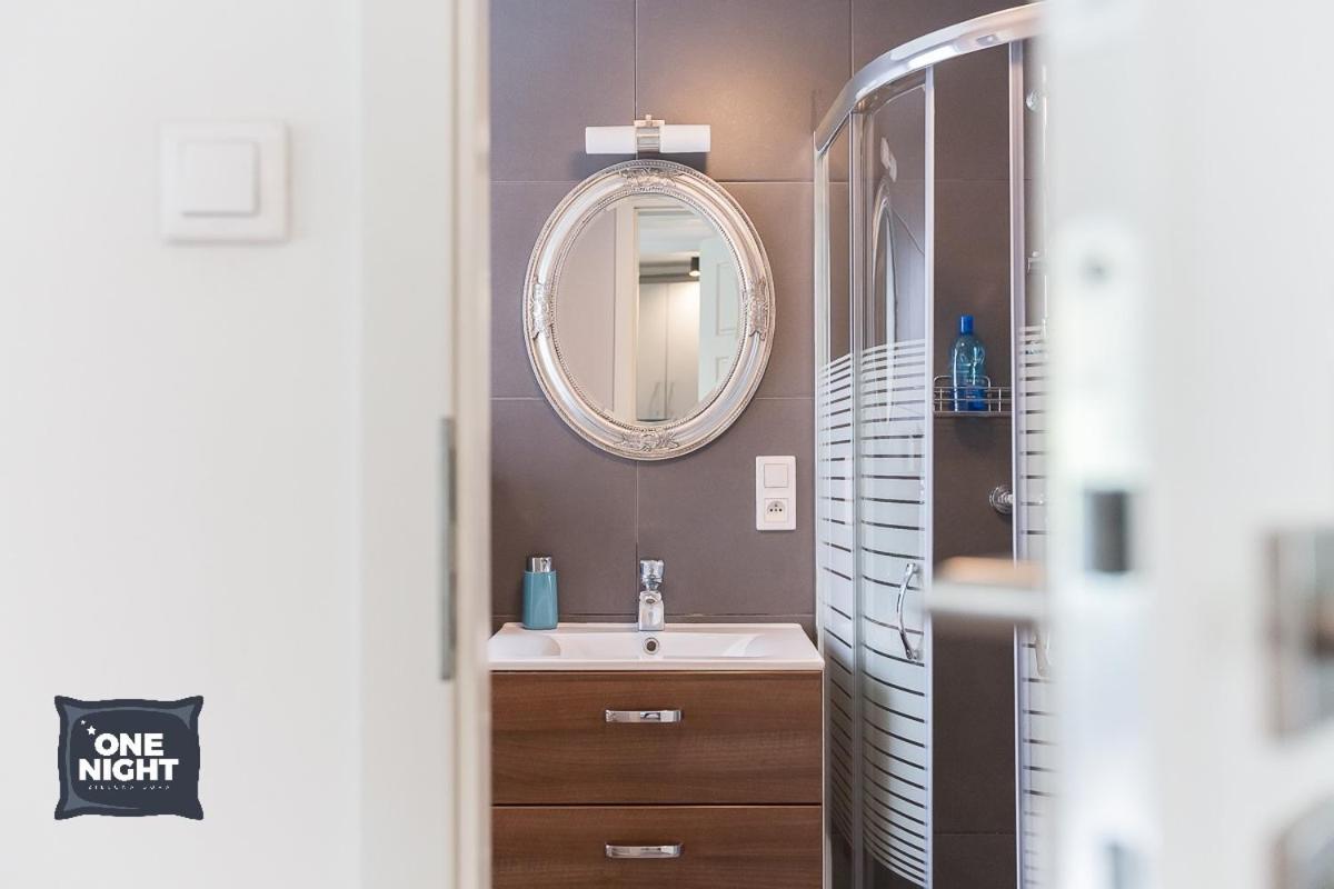 Standard Apartment - Photo 9