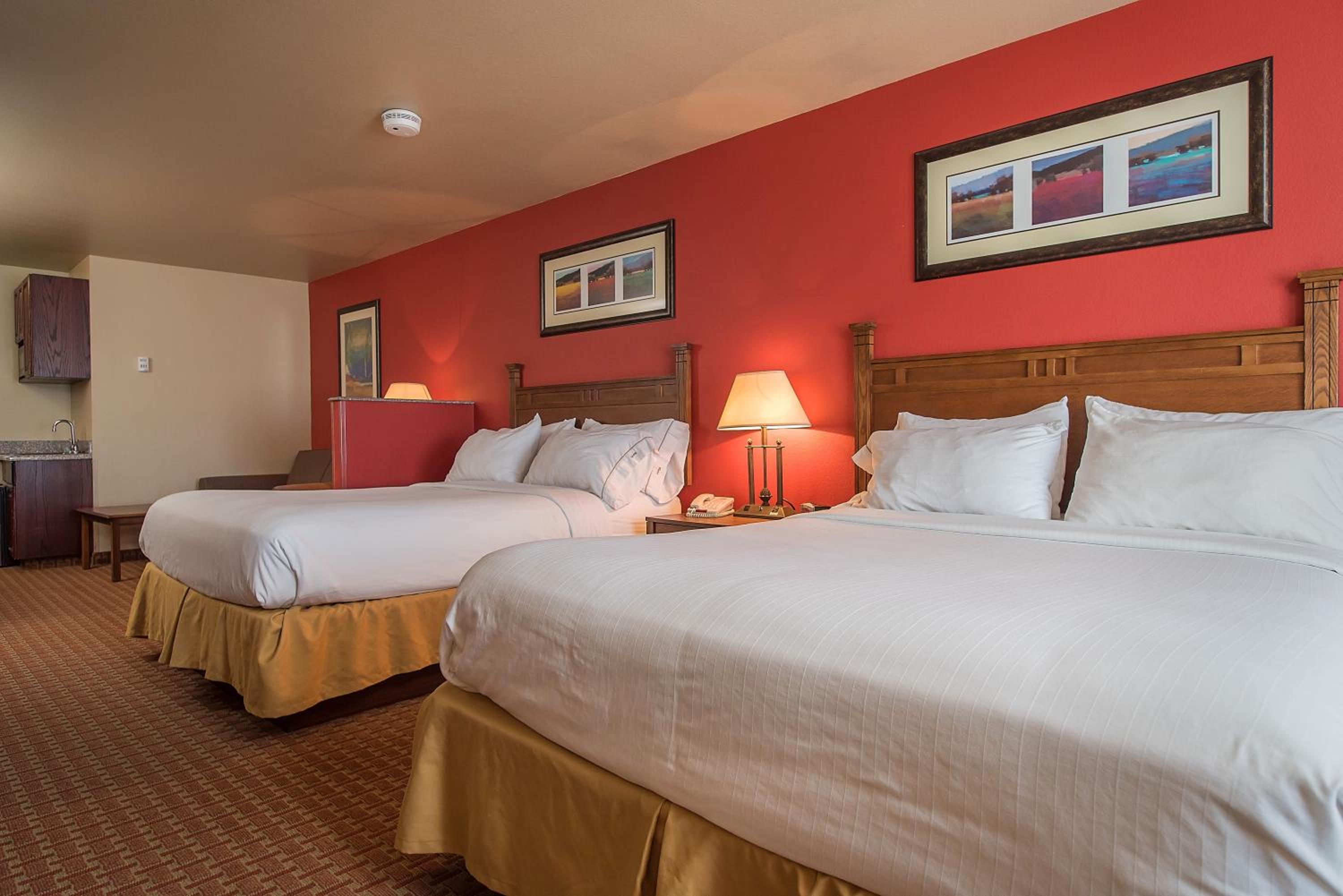Studio Suite with Two Queen Beds - Mobility Access/Non-Smoking - Photo 1