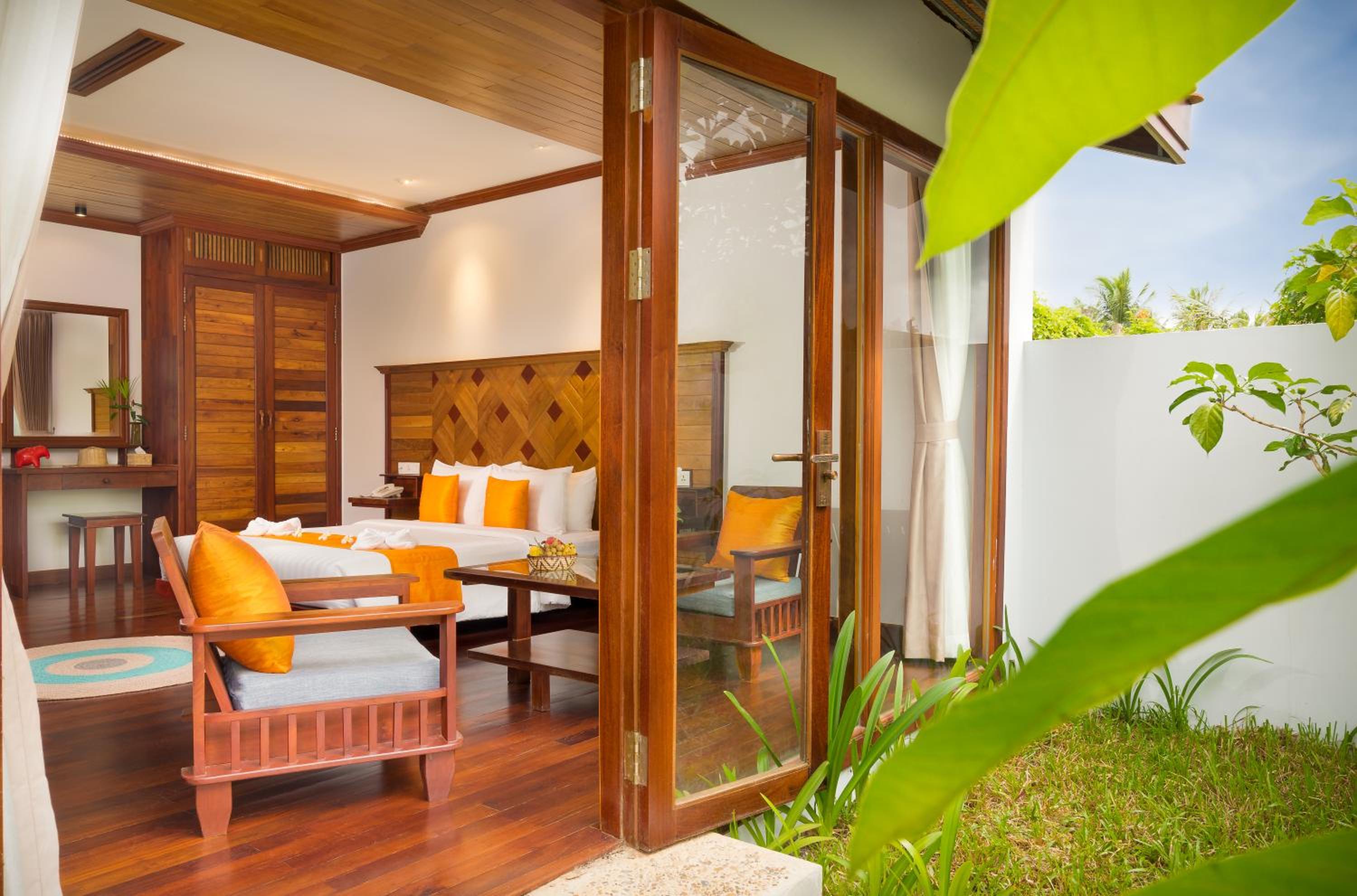 Deluxe Double Room - Khmer Style  photo 2