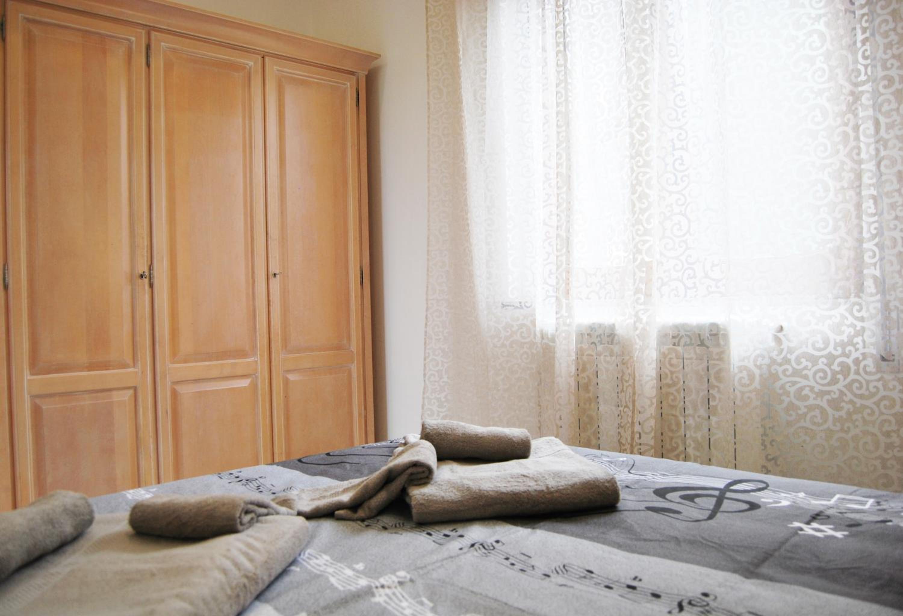 Two-Bedroom Apartment - Photo 4