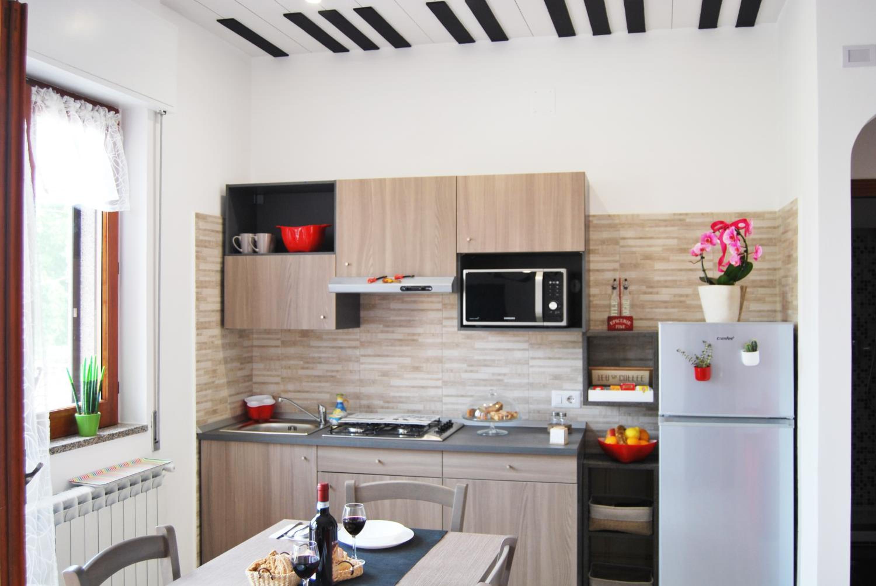 Two-Bedroom Apartment - Photo 3