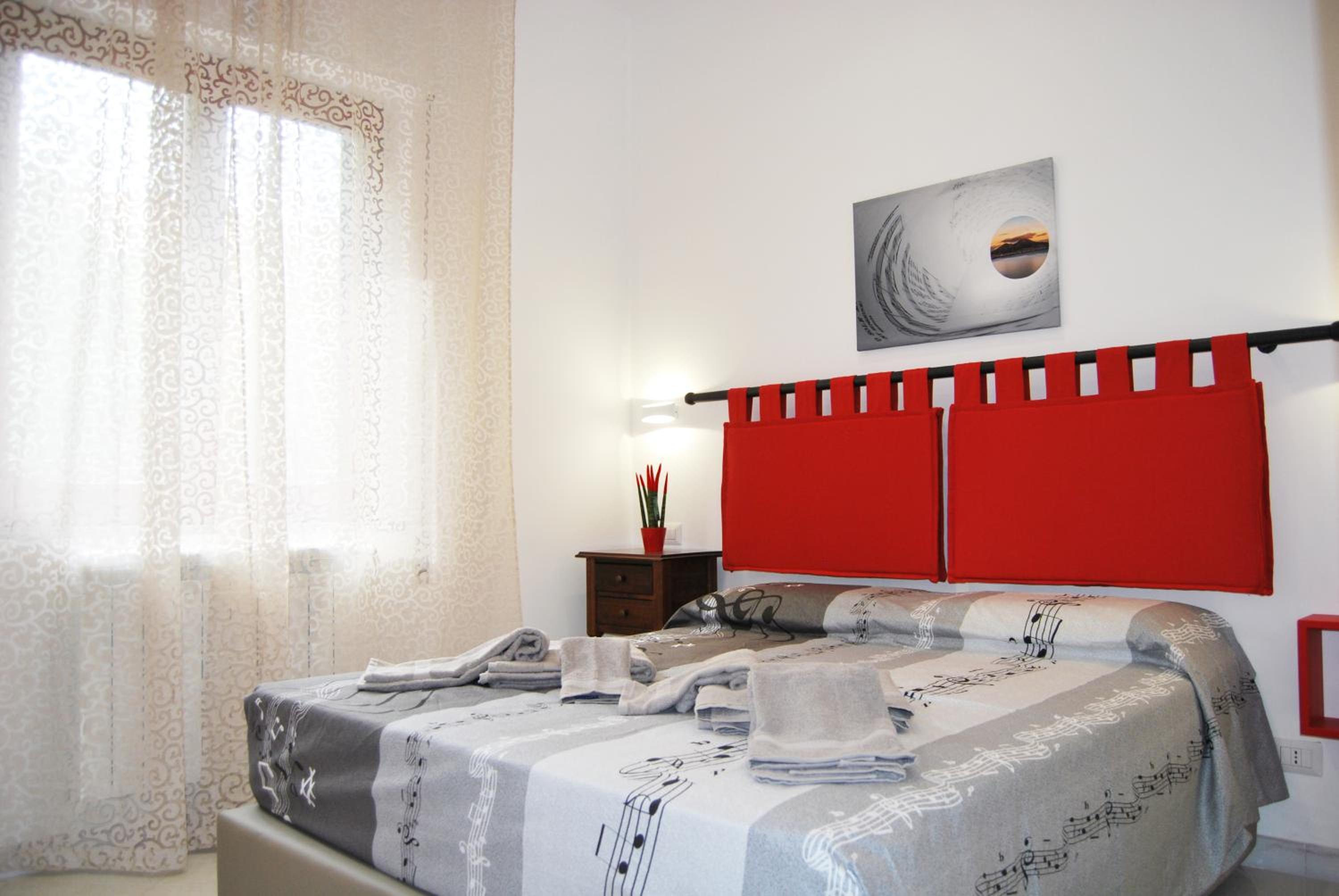 Two-Bedroom Apartment - Photo 1