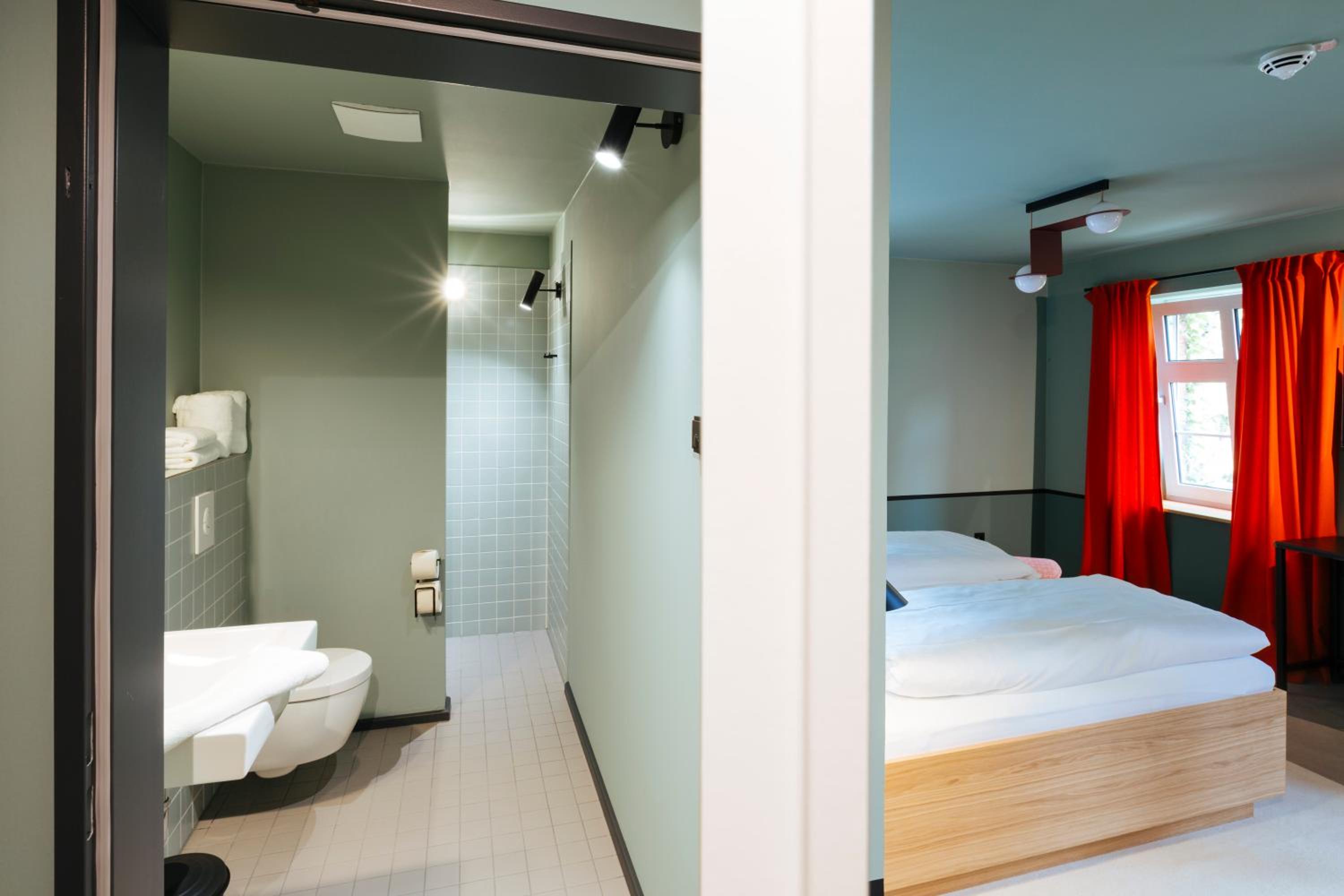 Large Double Room photo 3