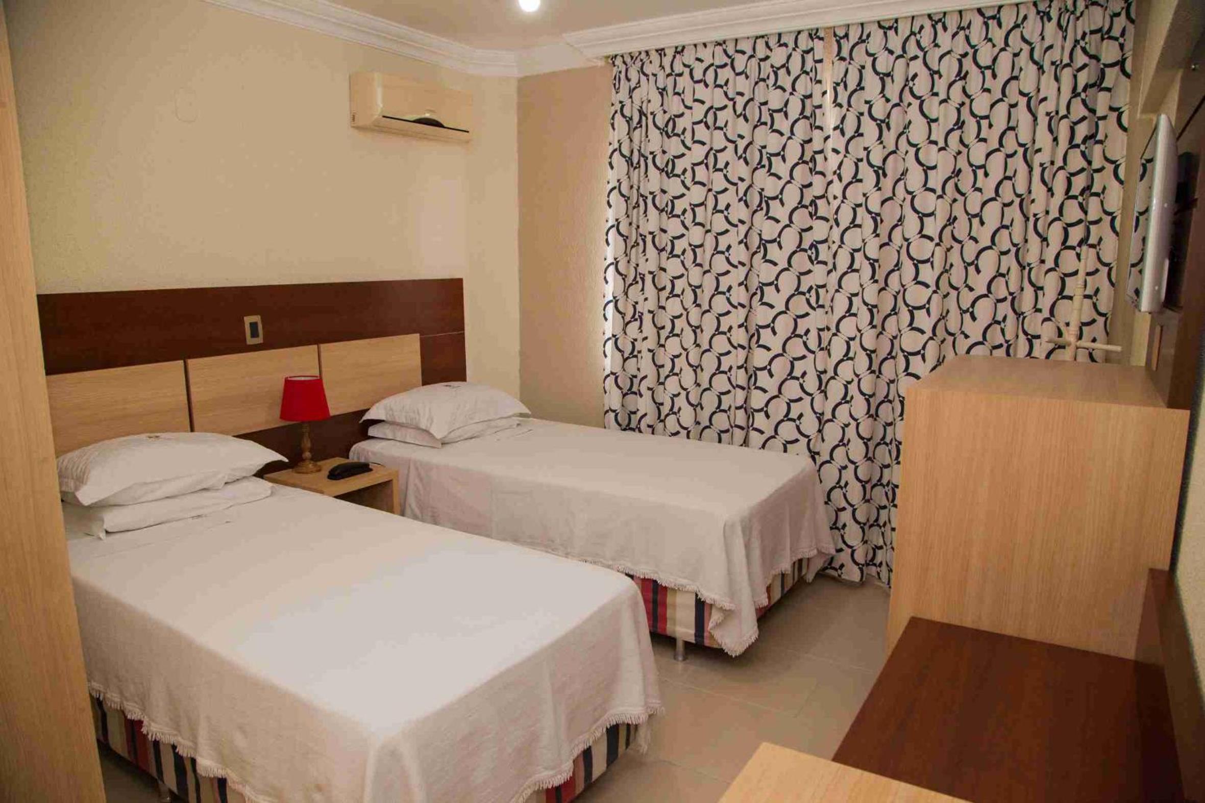Deluxe Twin Room photo 3