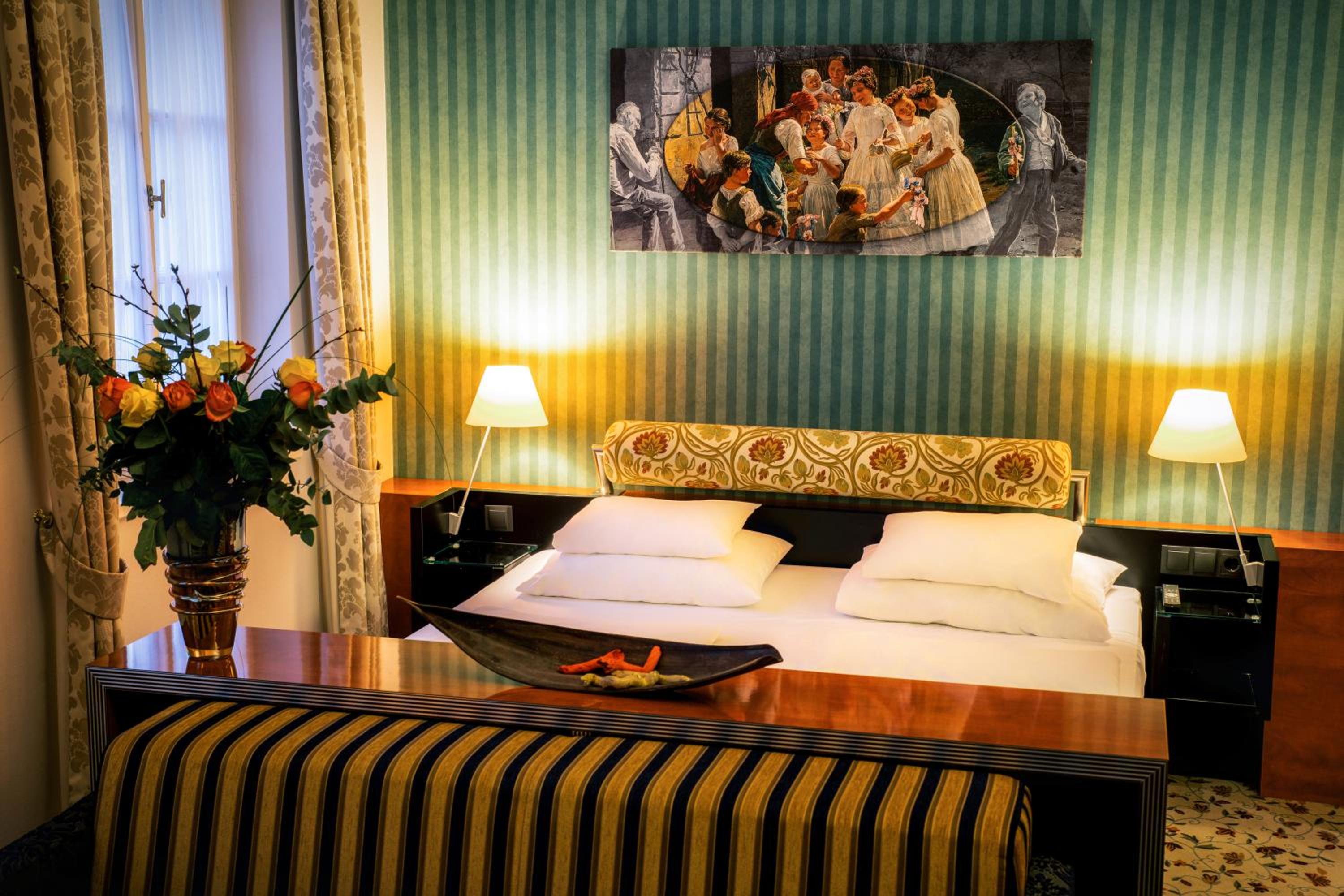 Privilege King Room photo 2